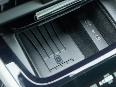 2026 Porsche Cayenne E-Hybrid Base