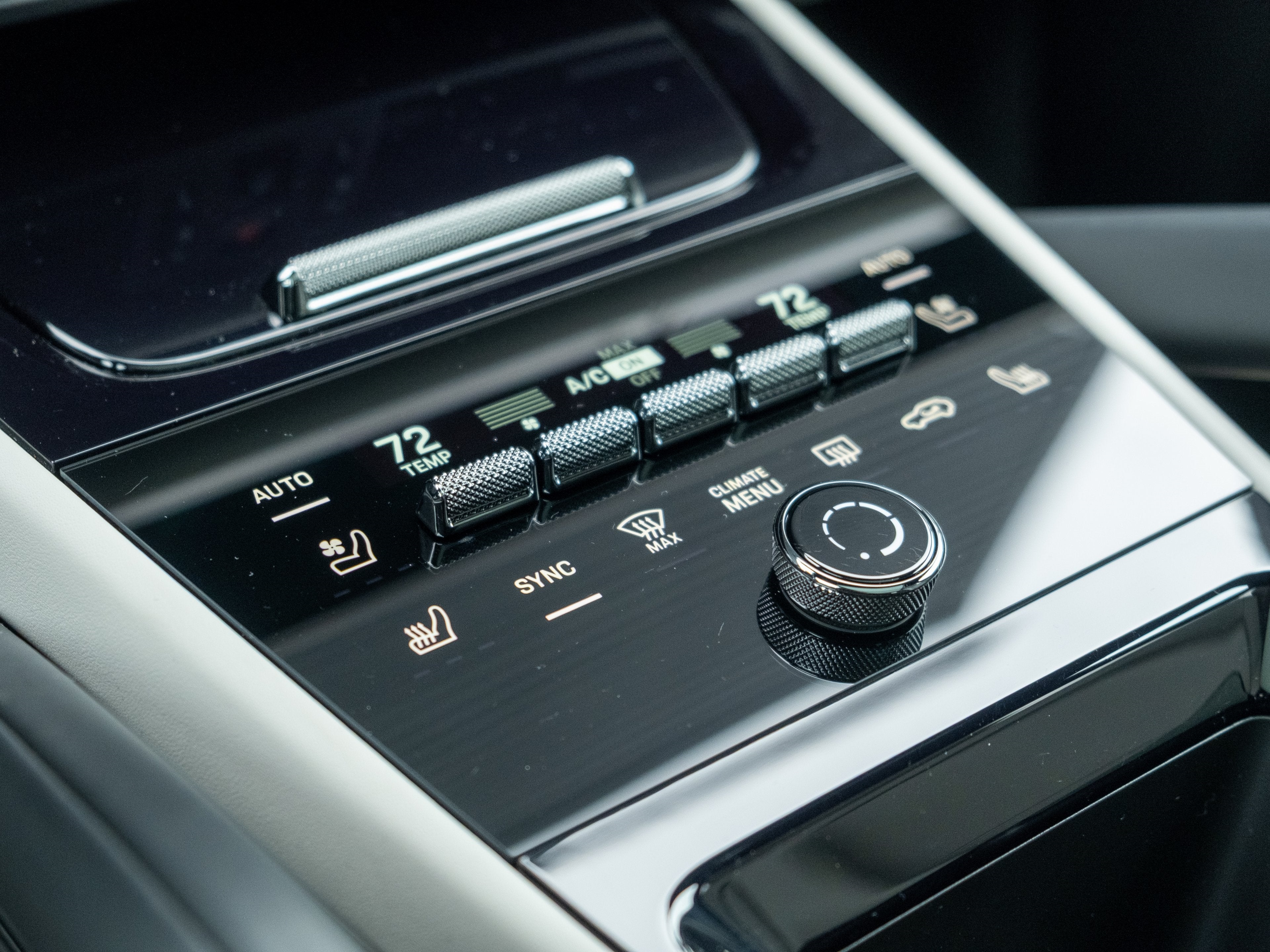 2026 Porsche Cayenne E-Hybrid Base