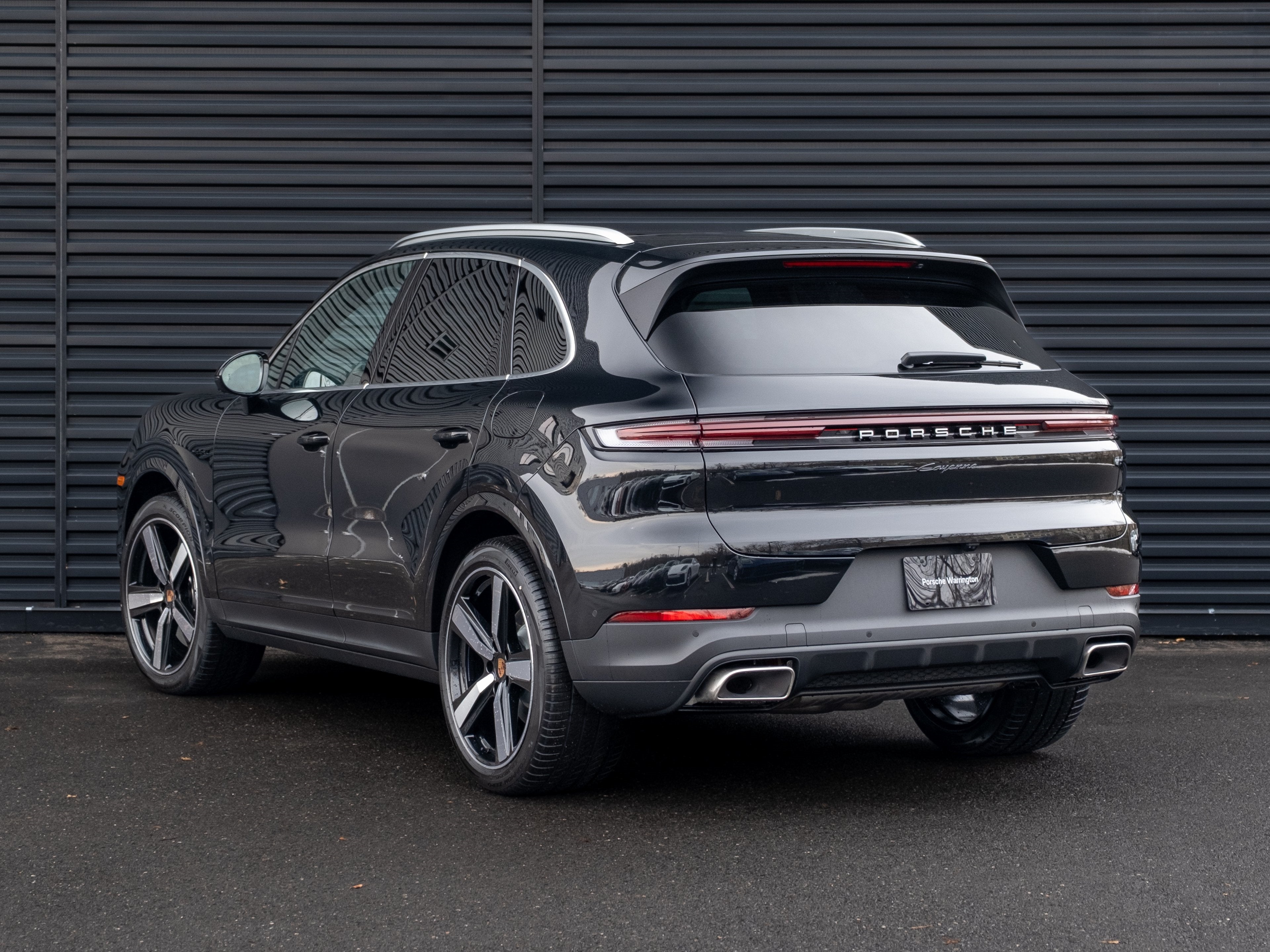 2026 Porsche Cayenne E-Hybrid Base