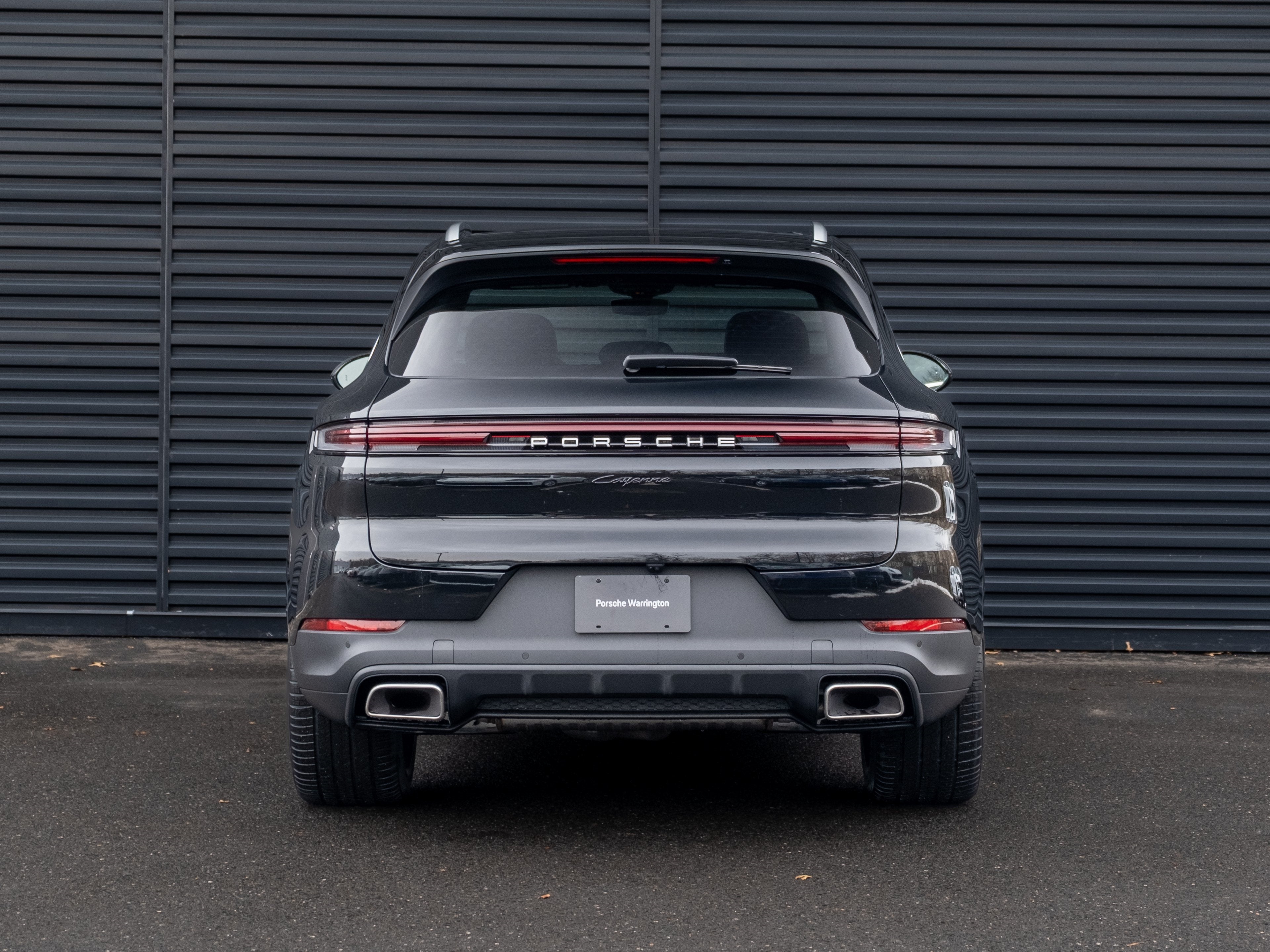2026 Porsche Cayenne E-Hybrid Base