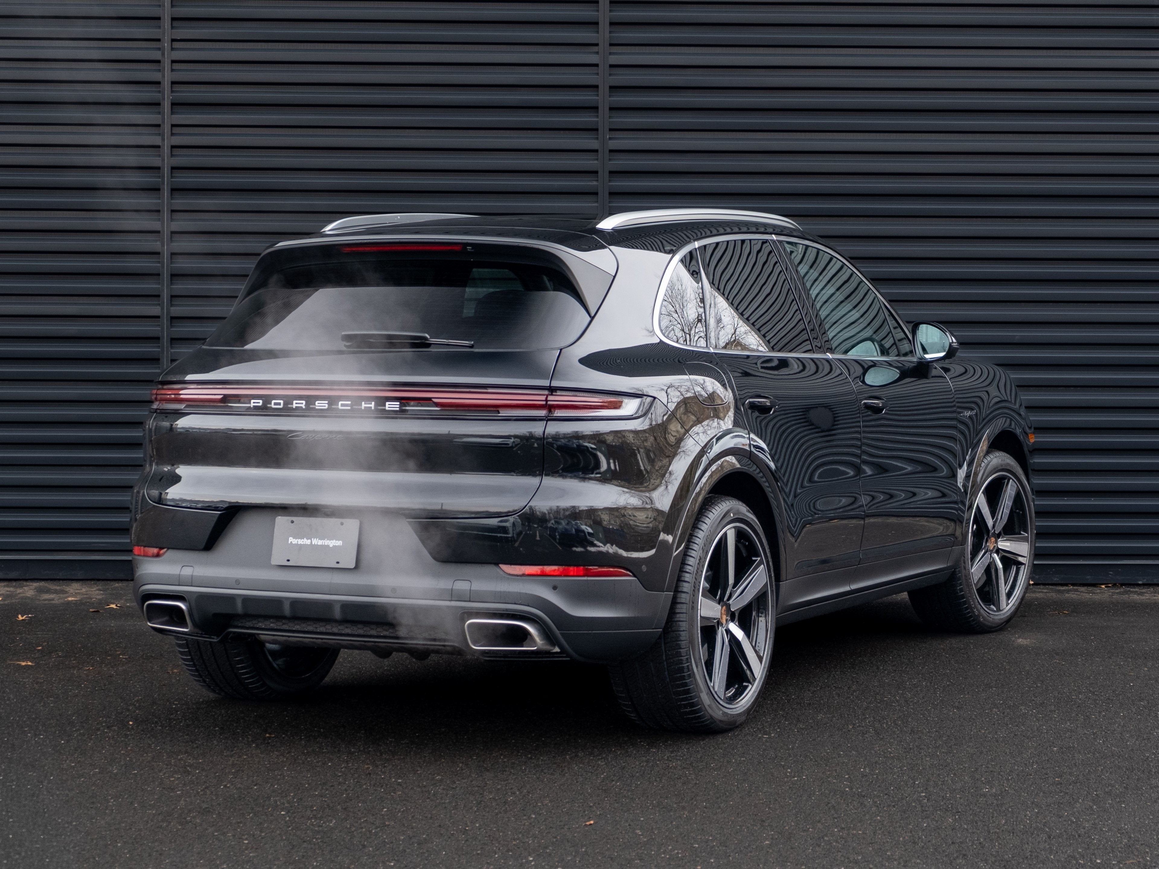 2026 Porsche Cayenne E-Hybrid Base
