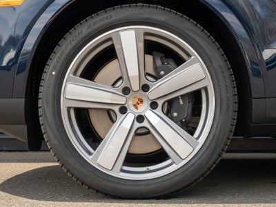 2026 Porsche Cayenne E-Hybrid Base