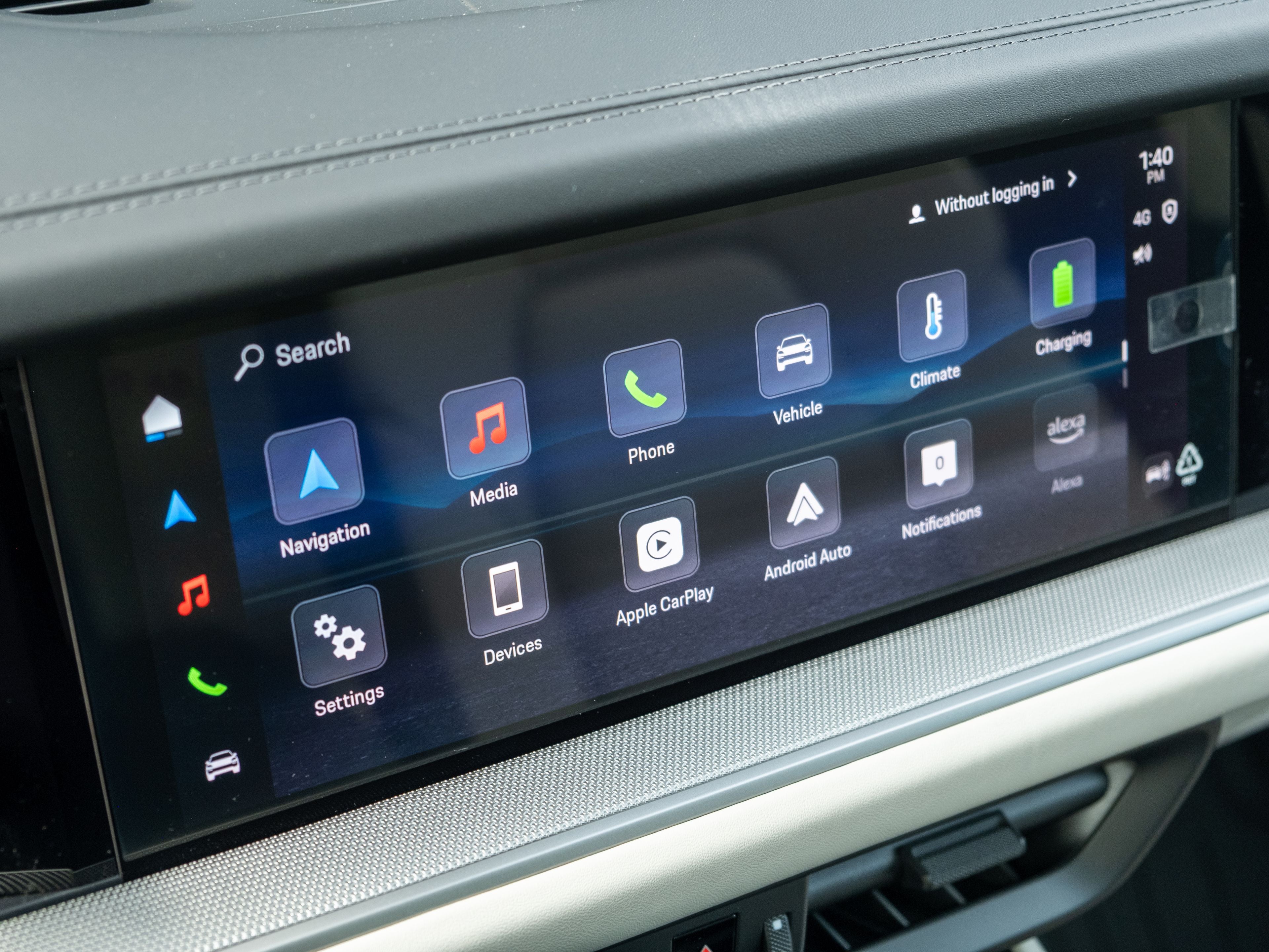 2026 Porsche Cayenne E-Hybrid Base