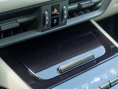 2026 Porsche Cayenne E-Hybrid Base