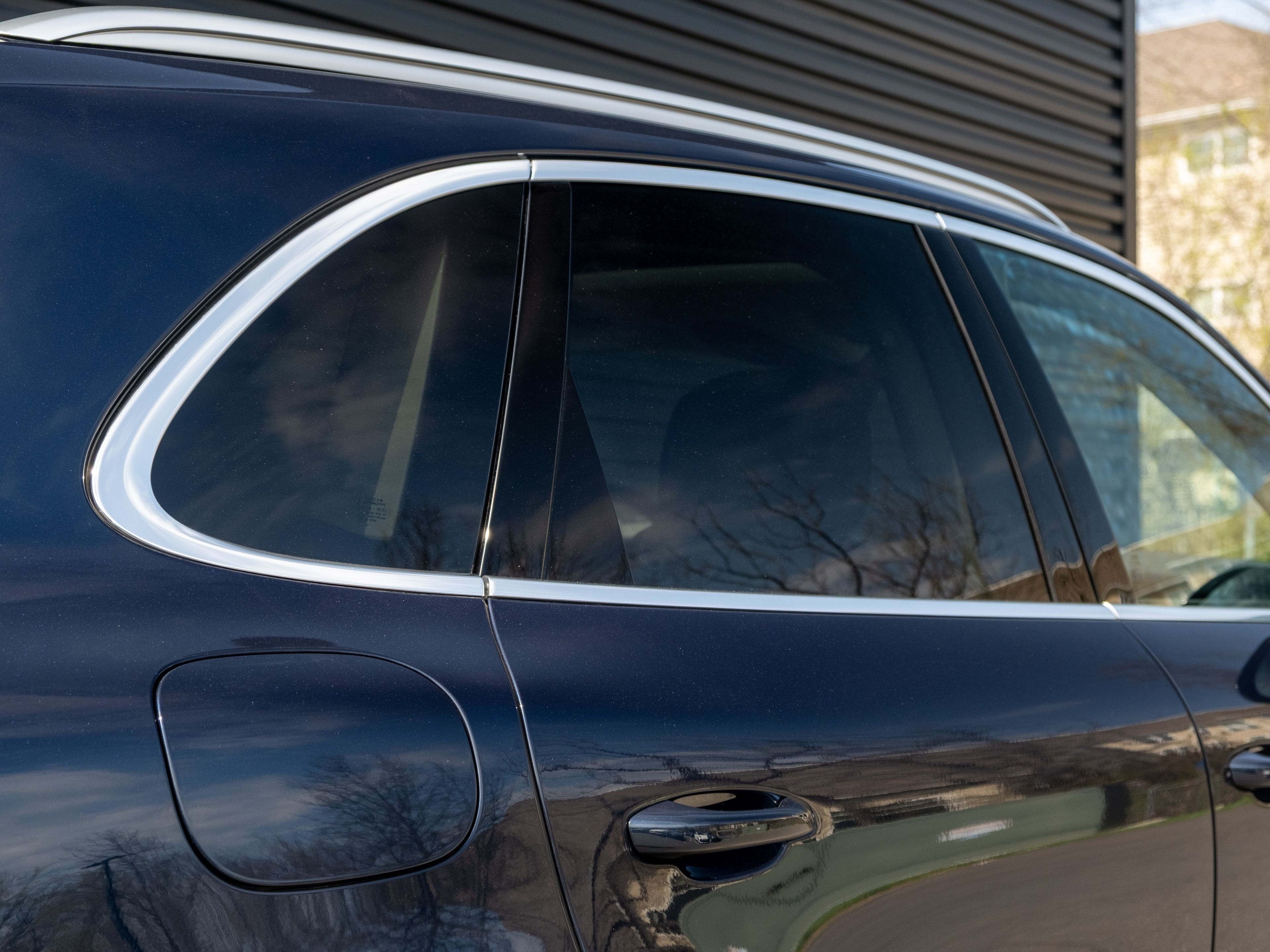 2026 Porsche Cayenne E-Hybrid Base