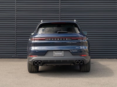 2026 Porsche Cayenne E-Hybrid Base