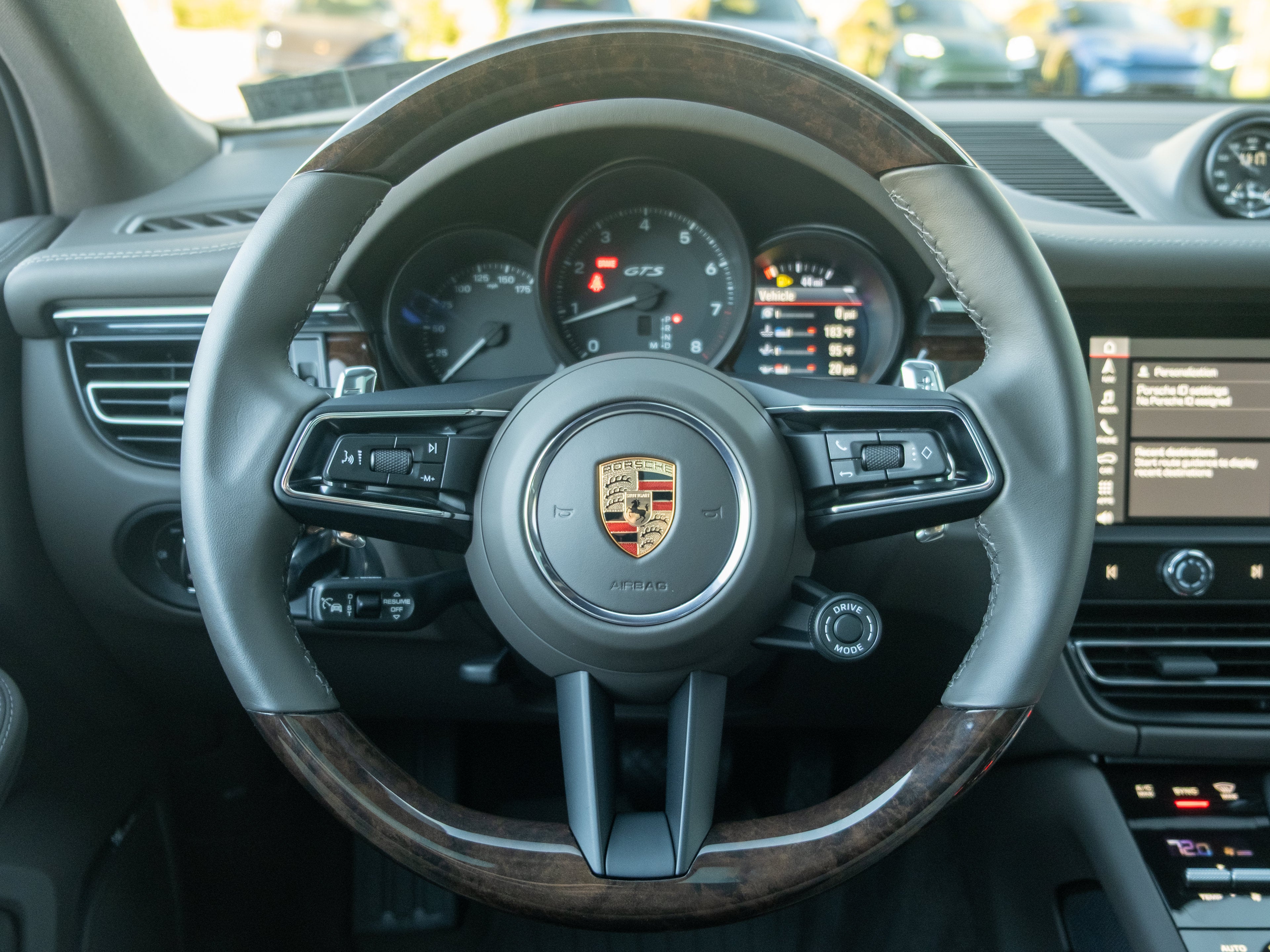 2026 Porsche Macan GTS