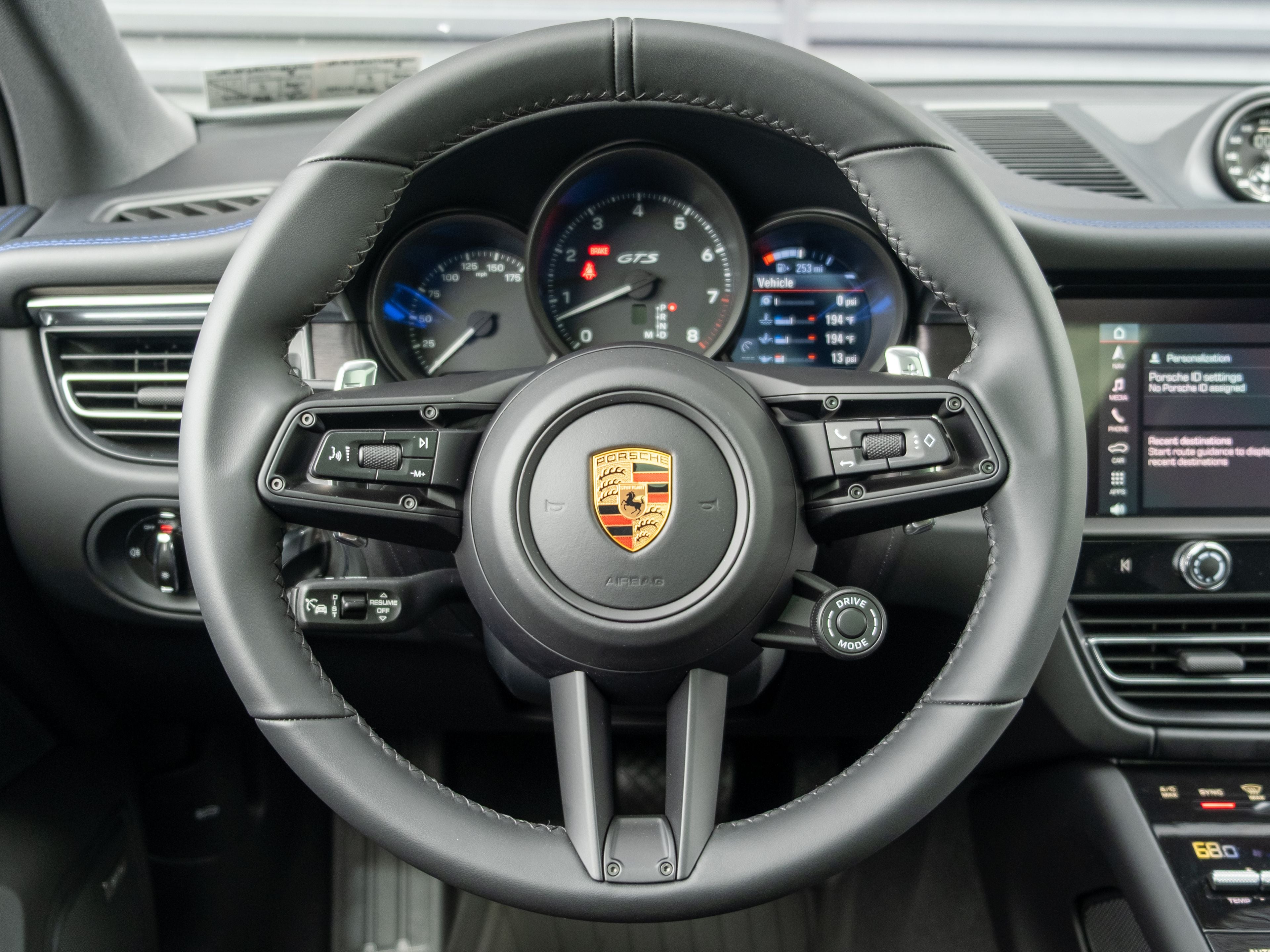 2026 Porsche Macan GTS