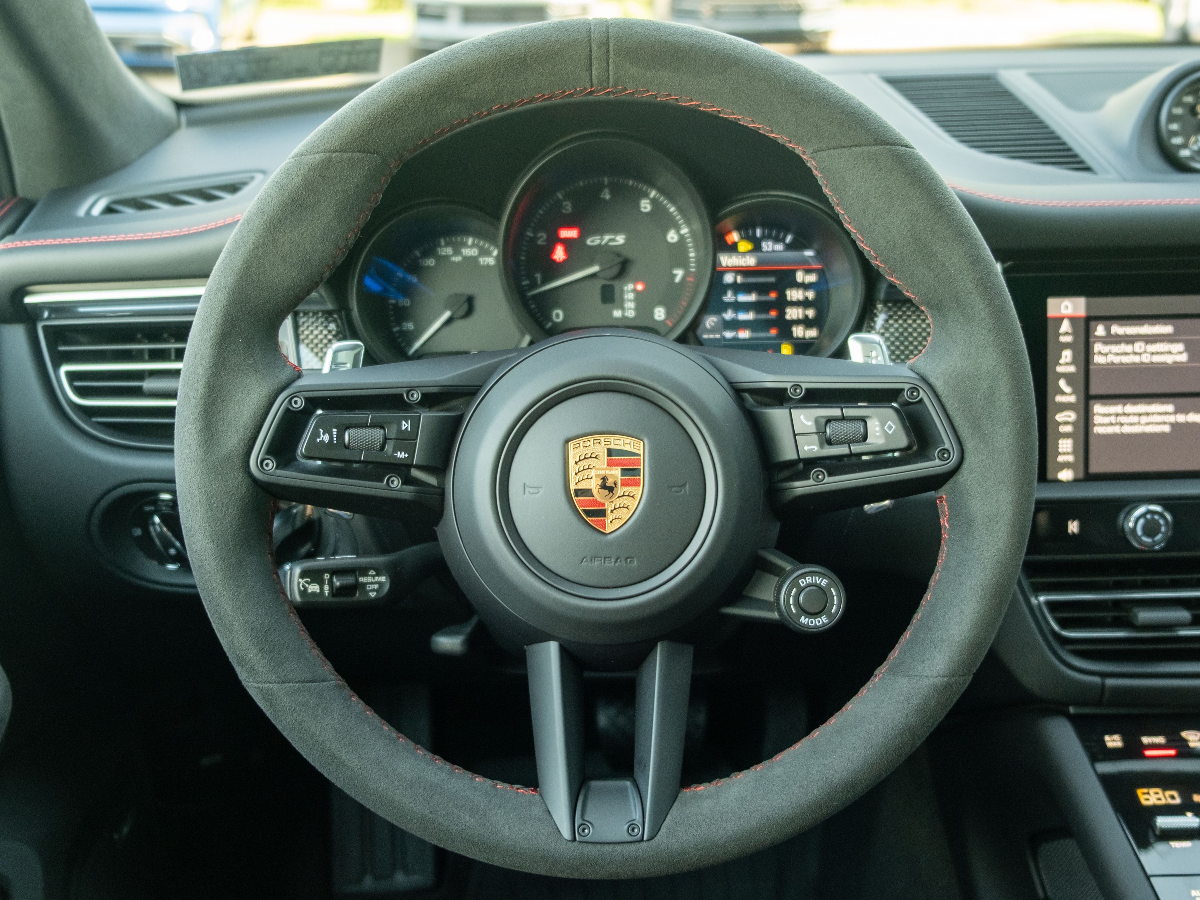 2026 Porsche Macan GTS
