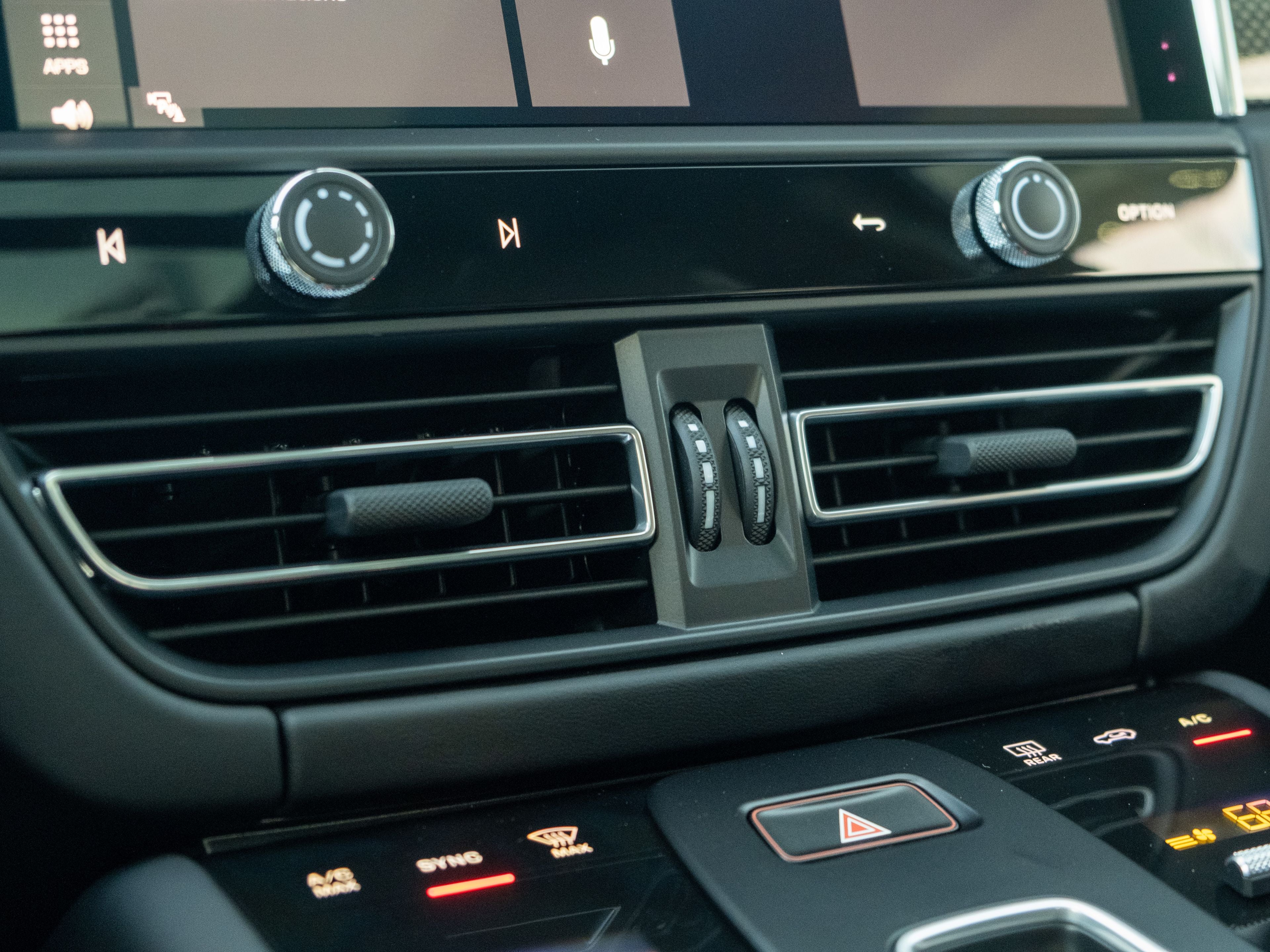 2026 Porsche Macan GTS