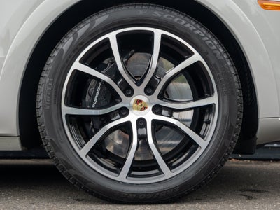 2023 Porsche Cayenne Turbo