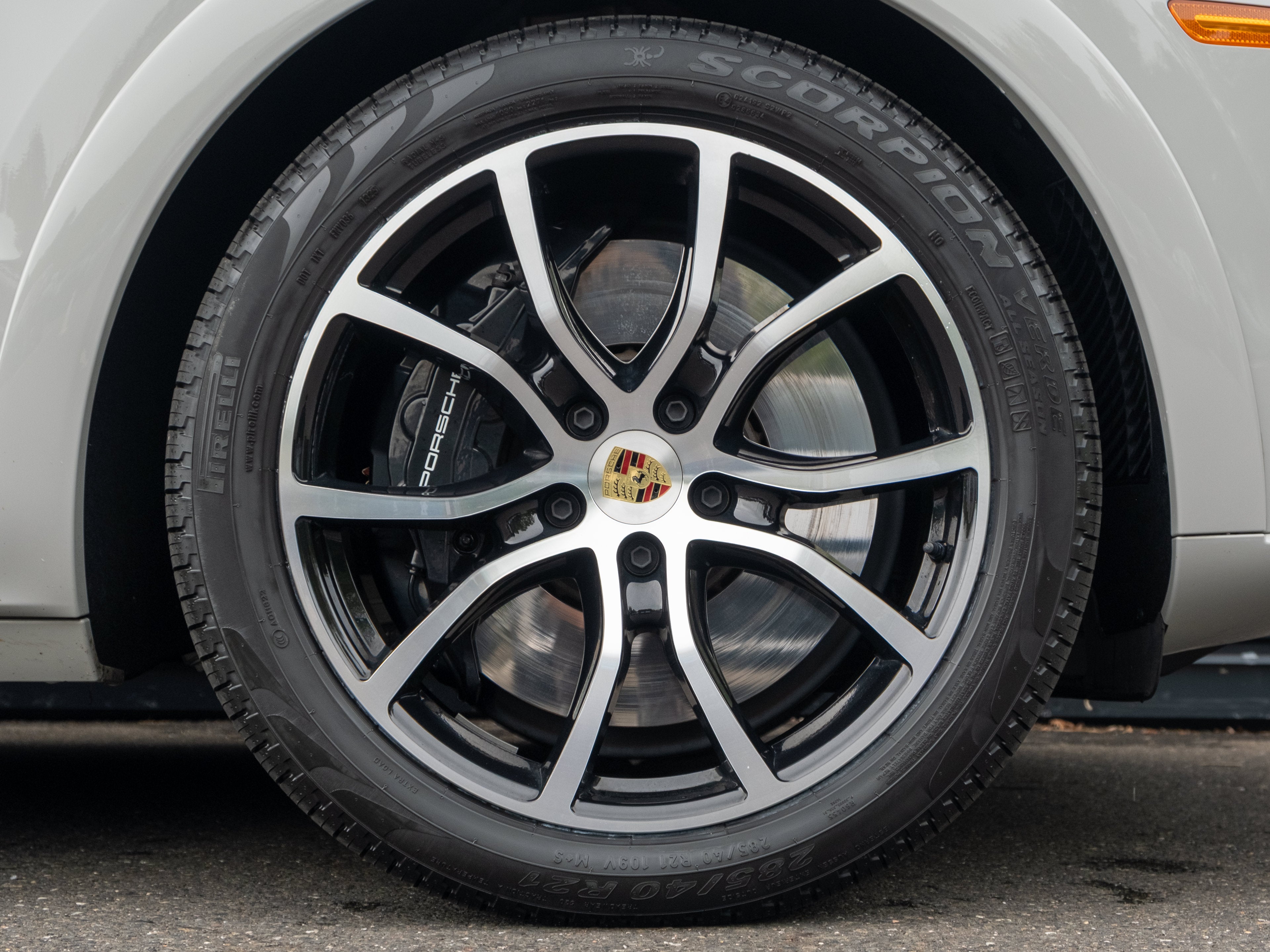2023 Porsche Cayenne Turbo