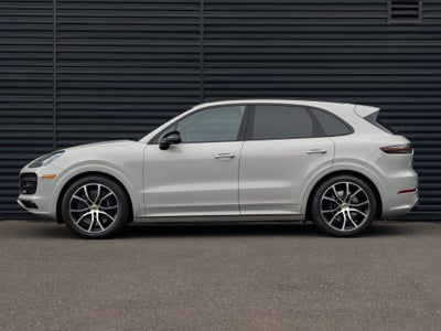 2023 Porsche Cayenne Turbo