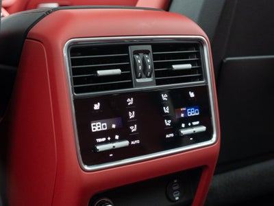 2023 Porsche Cayenne Turbo