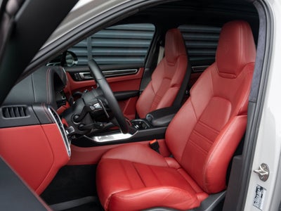 2023 Porsche Cayenne Turbo
