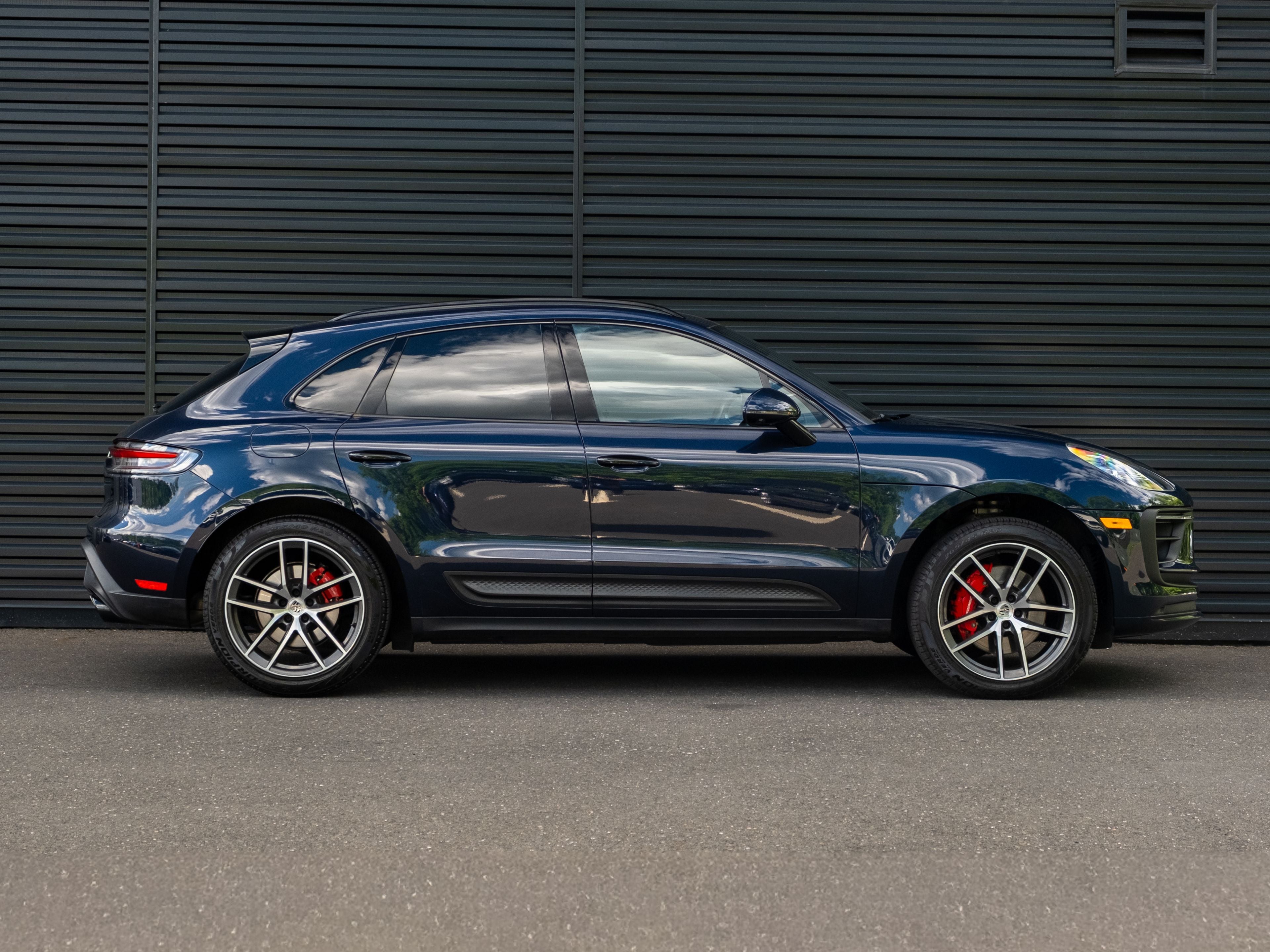 2023 Porsche Macan S