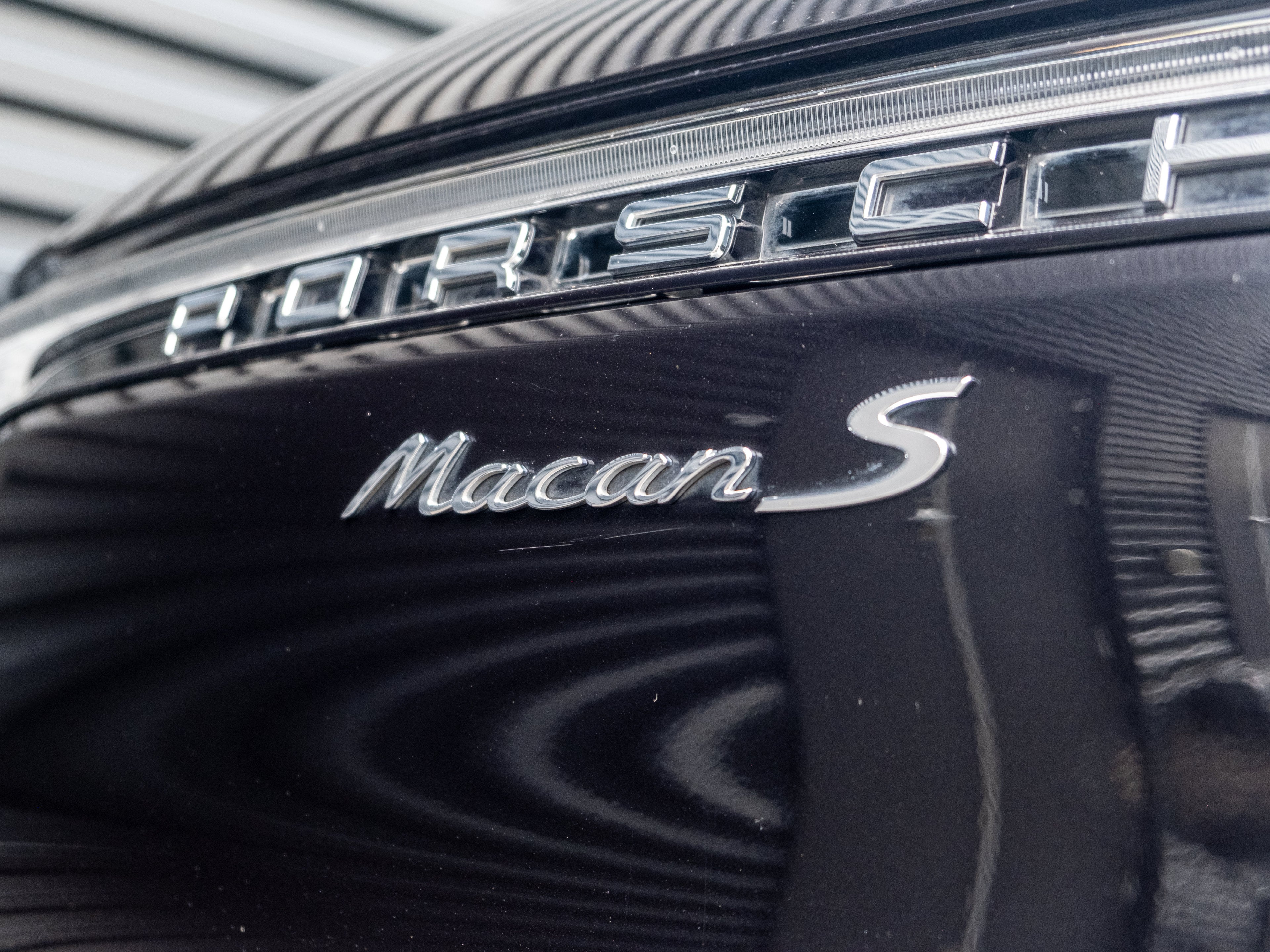 2023 Porsche Macan S