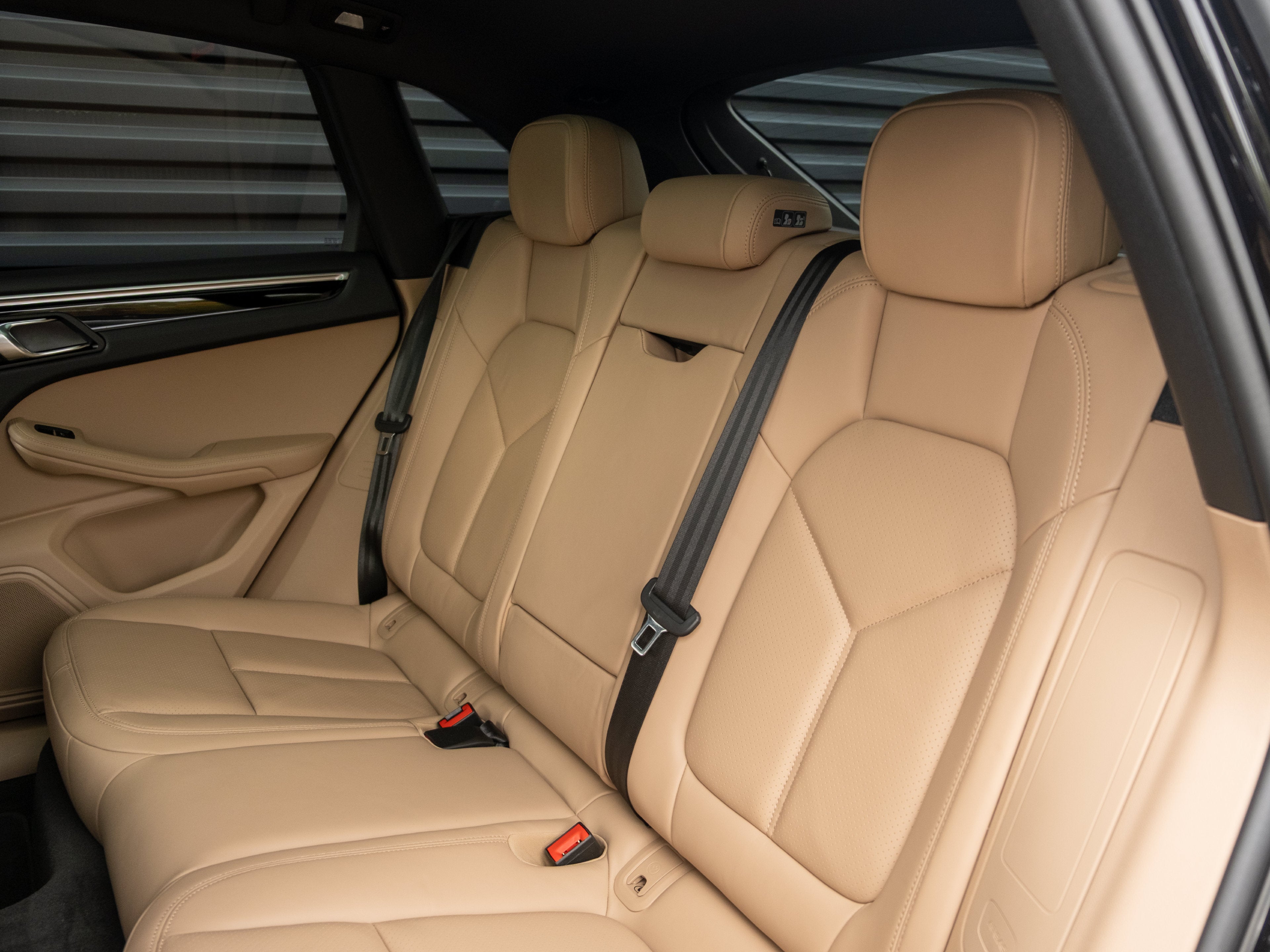 2023 Porsche Macan S