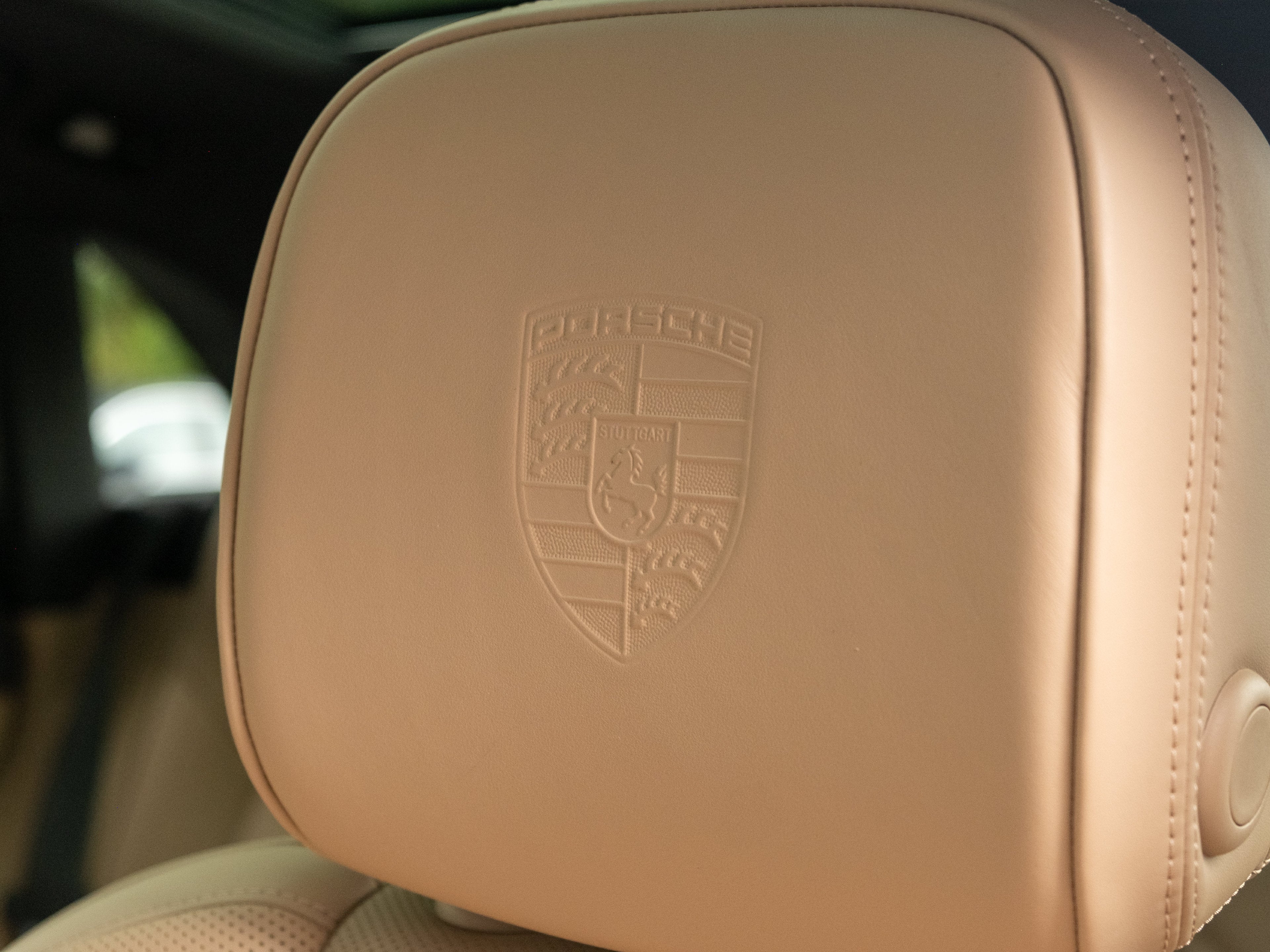 2023 Porsche Macan S