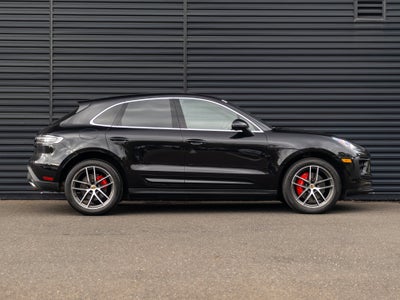 2023 Porsche Macan S