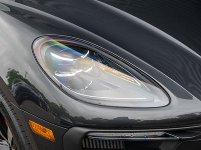 2024 Porsche Macan S