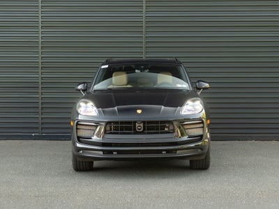 2026 Porsche Macan S