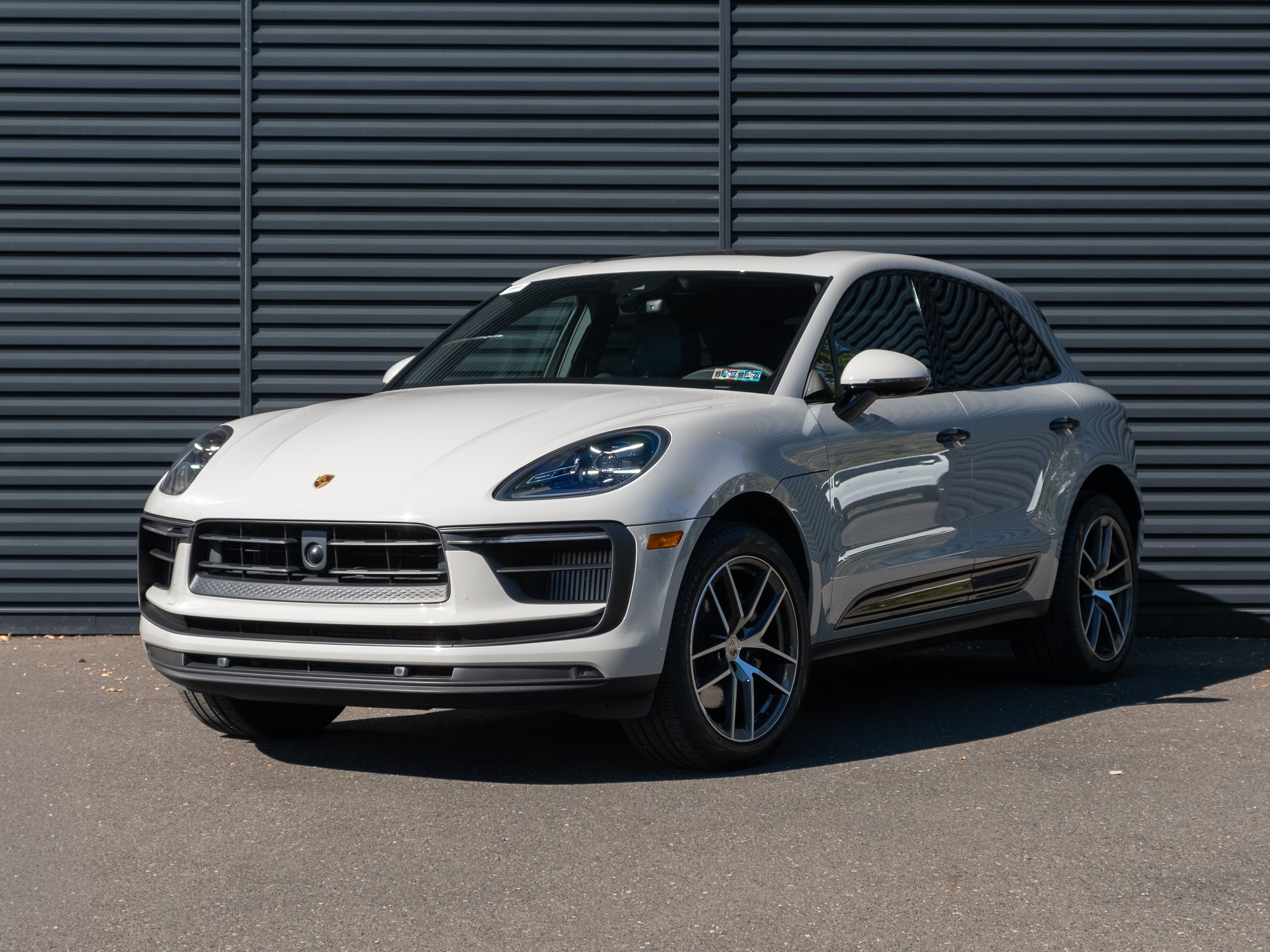 2025 Porsche Macan S