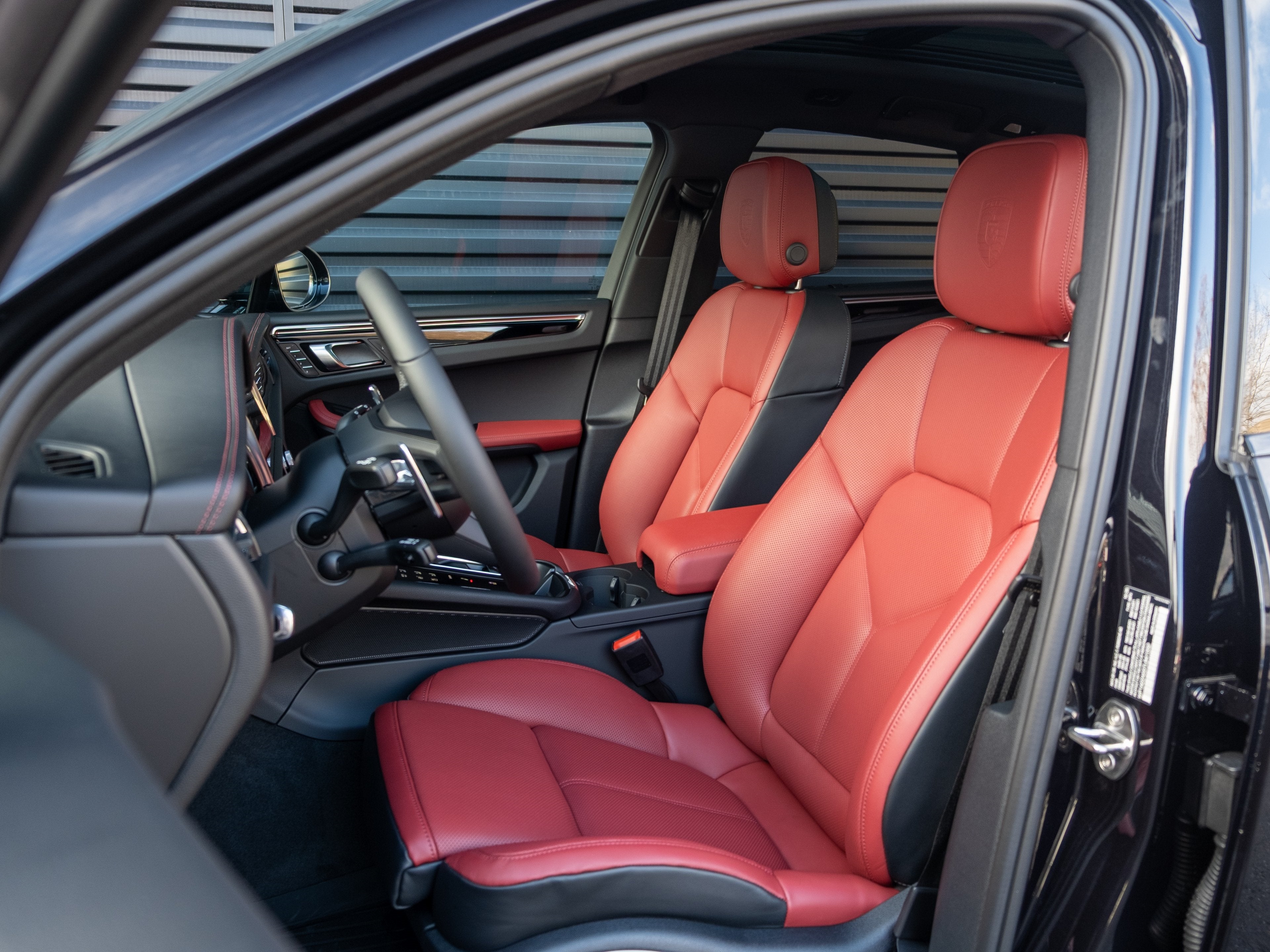 2026 Porsche Macan S