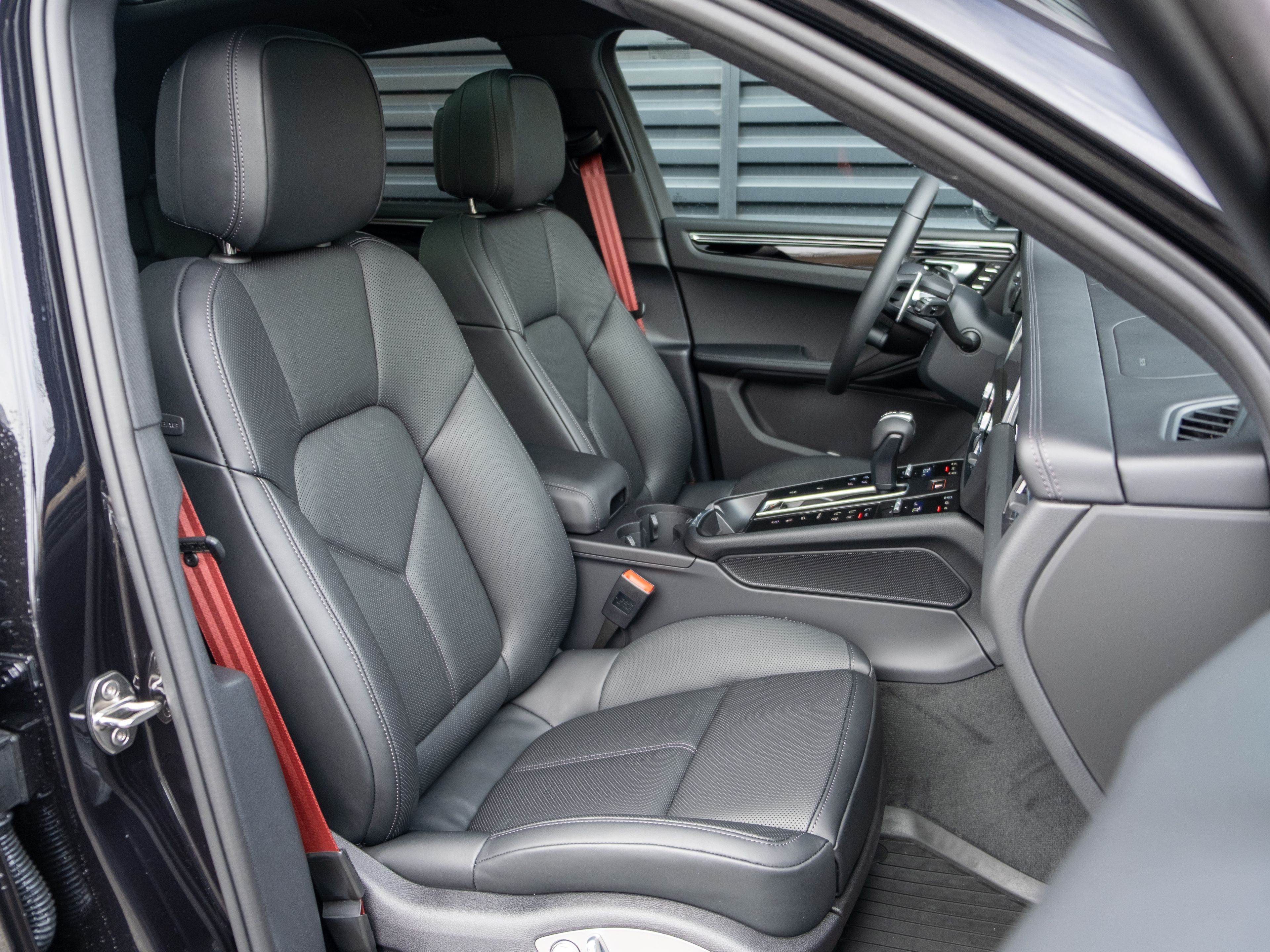 2026 Porsche Macan S