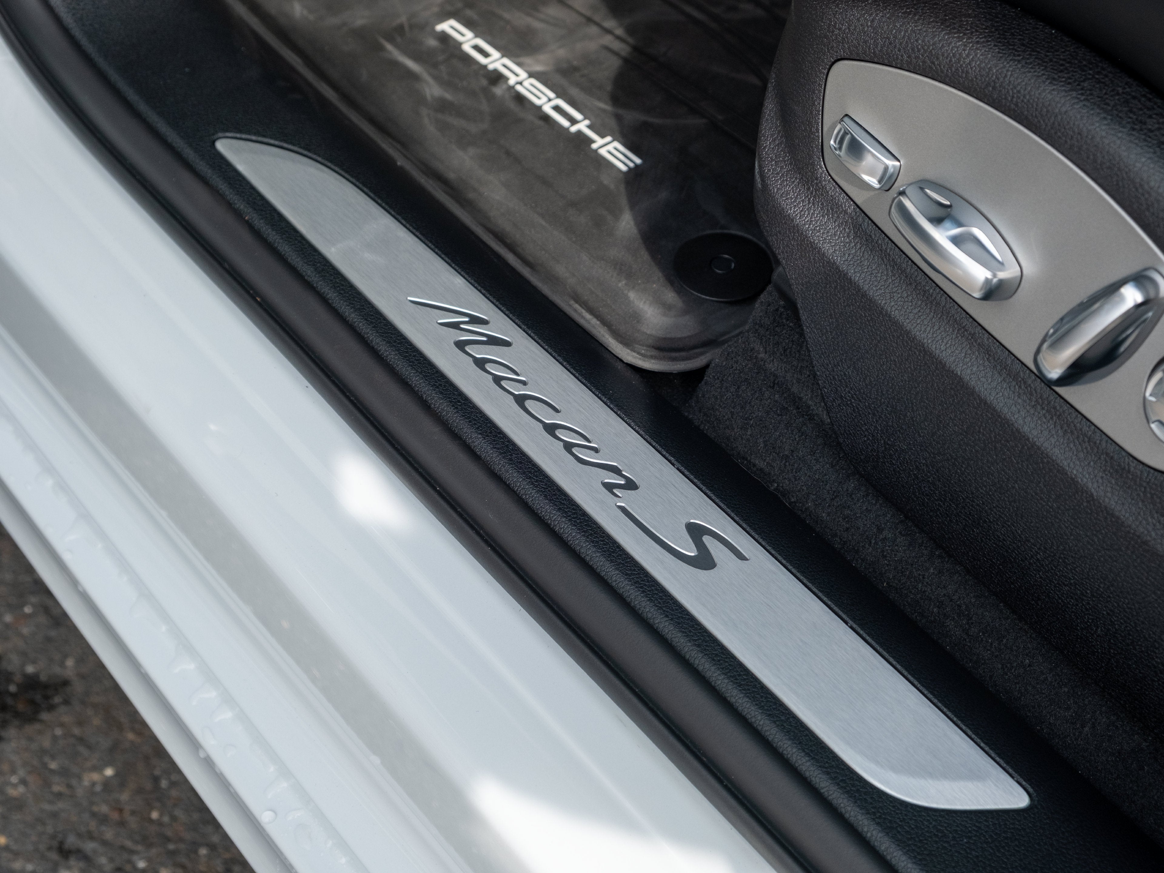 2026 Porsche Macan S