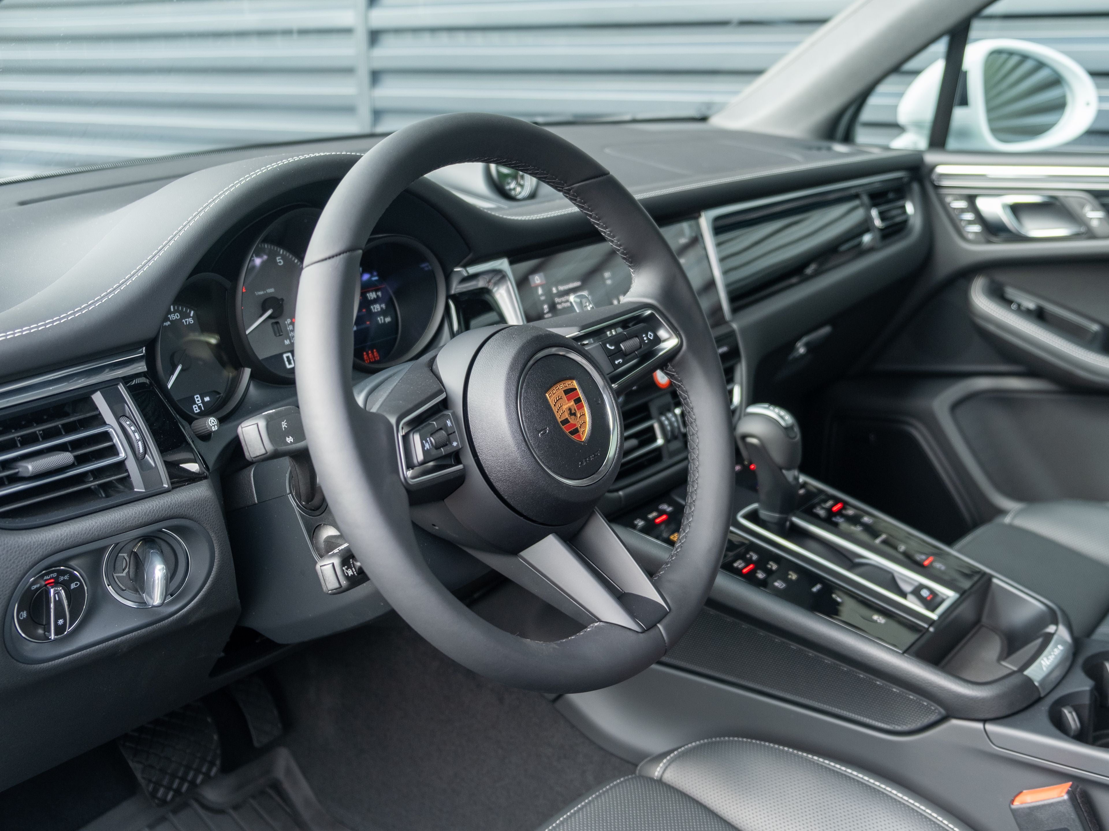 2026 Porsche Macan S