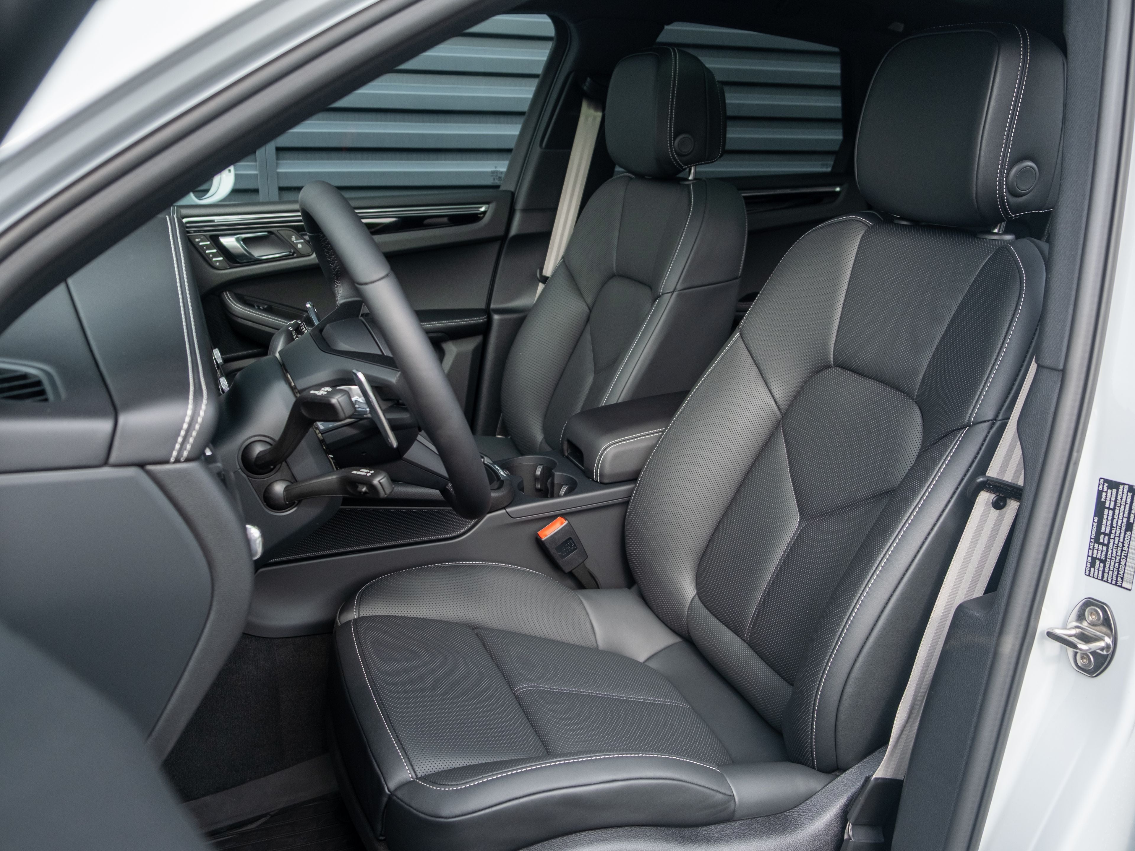 2026 Porsche Macan S