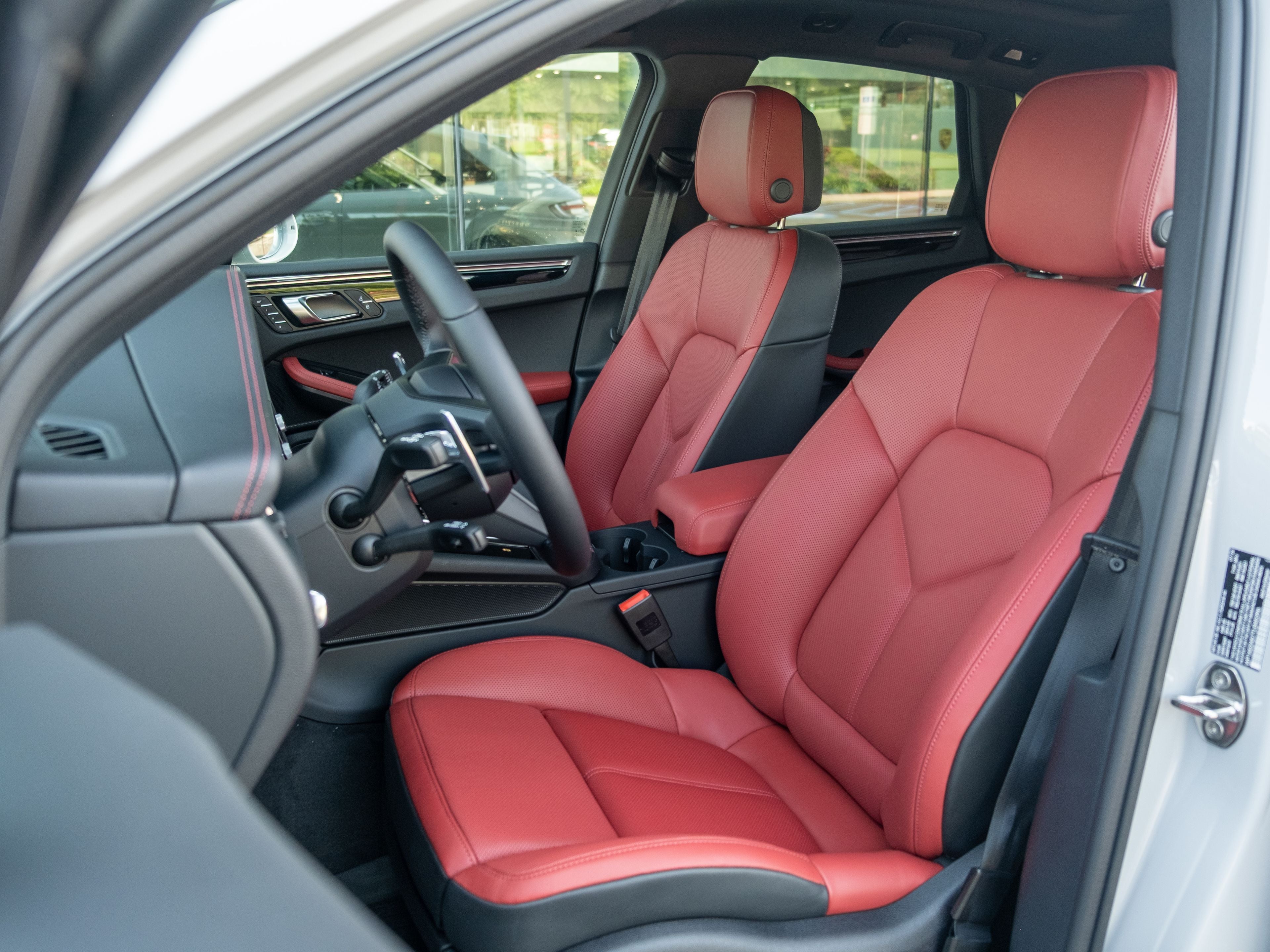 2026 Porsche Macan S