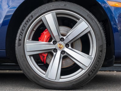 2022 Porsche Macan S
