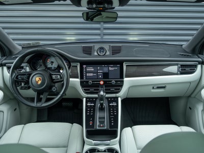 2022 Porsche Macan S