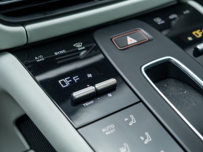 2022 Porsche Macan S