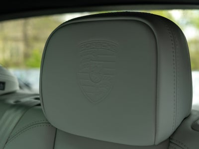 2022 Porsche Macan S