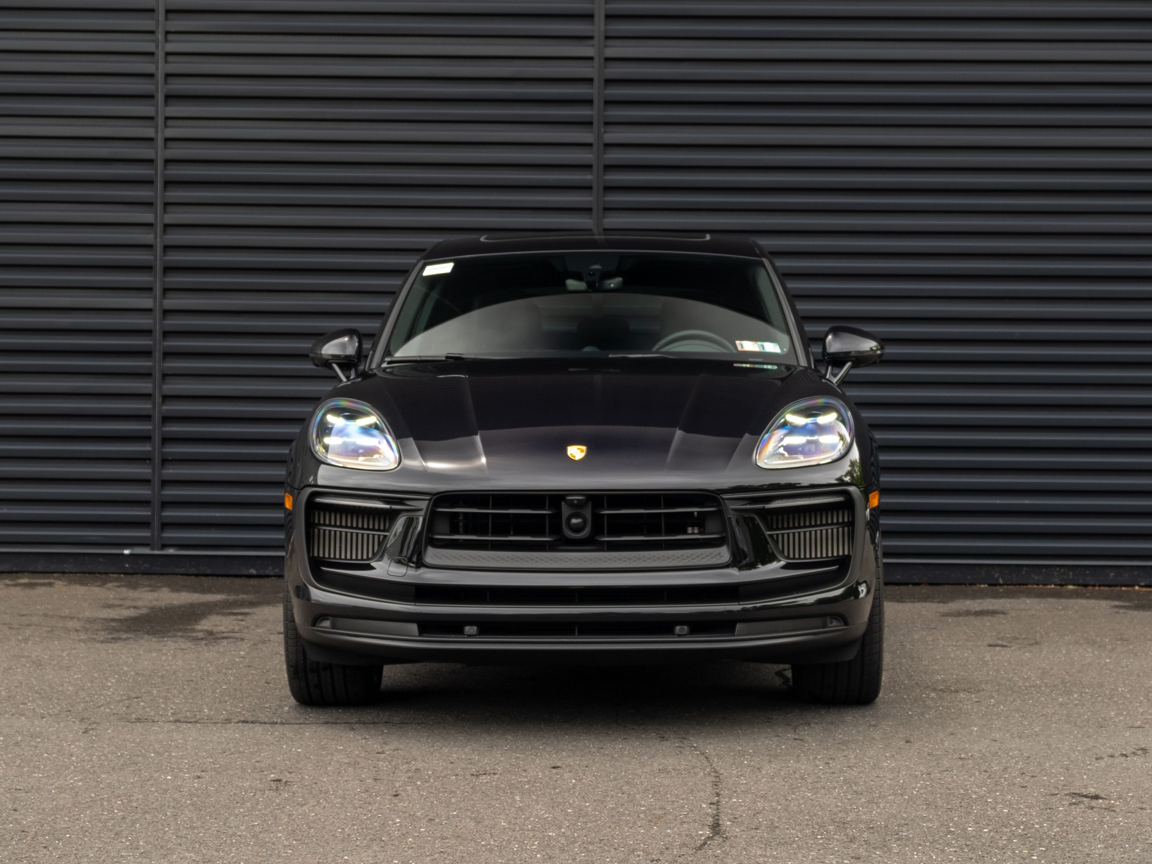 2025 Porsche Macan S