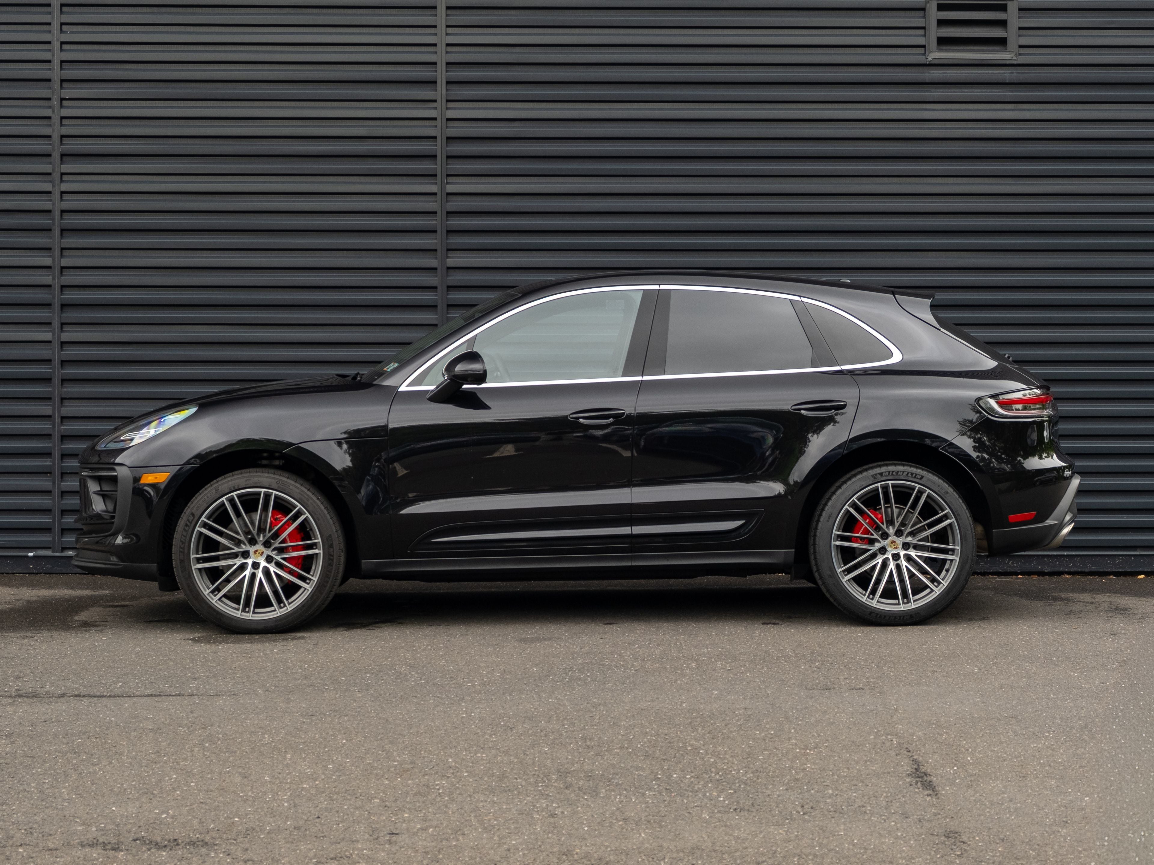 2025 Porsche Macan S
