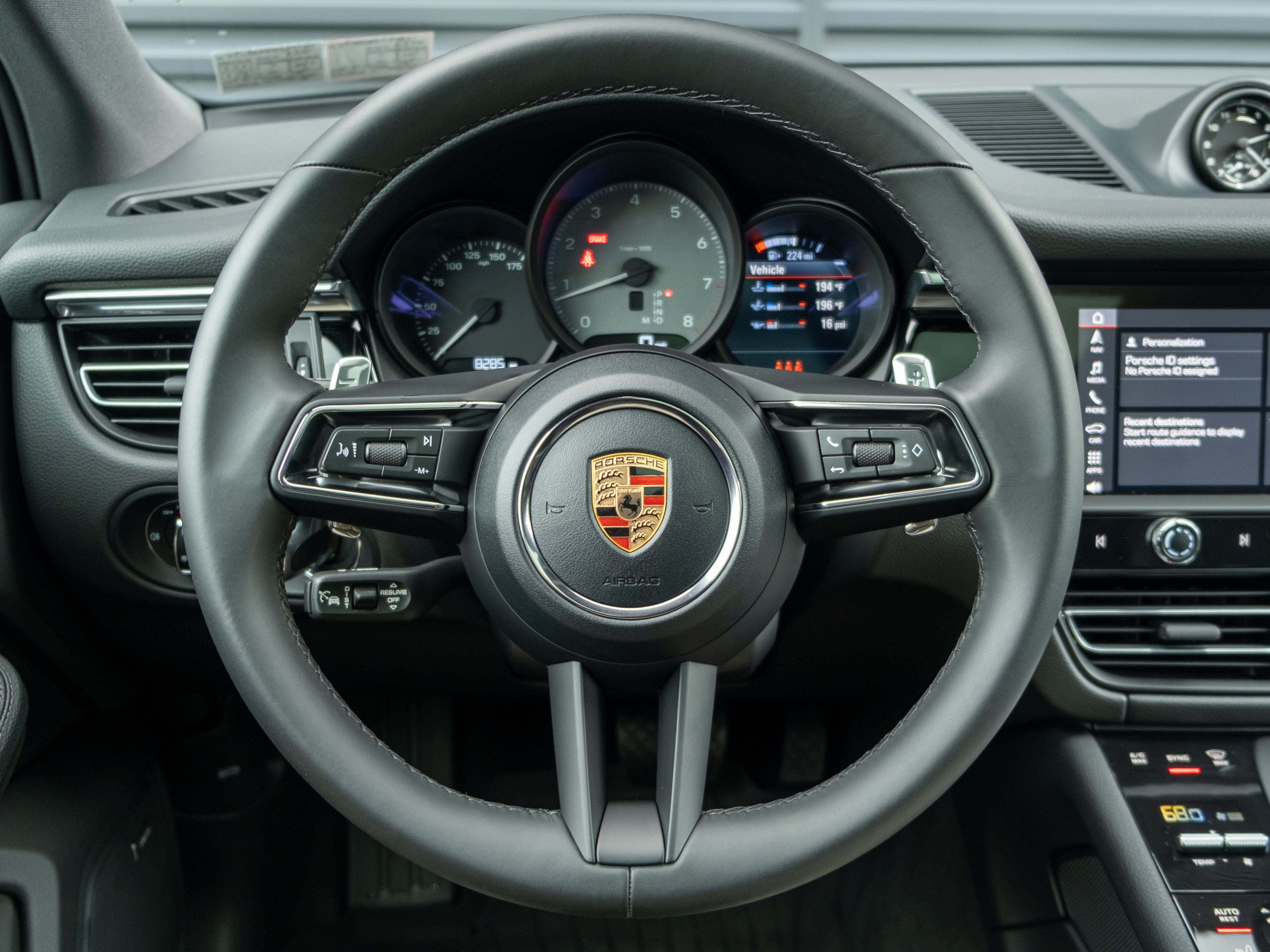 2025 Porsche Macan S