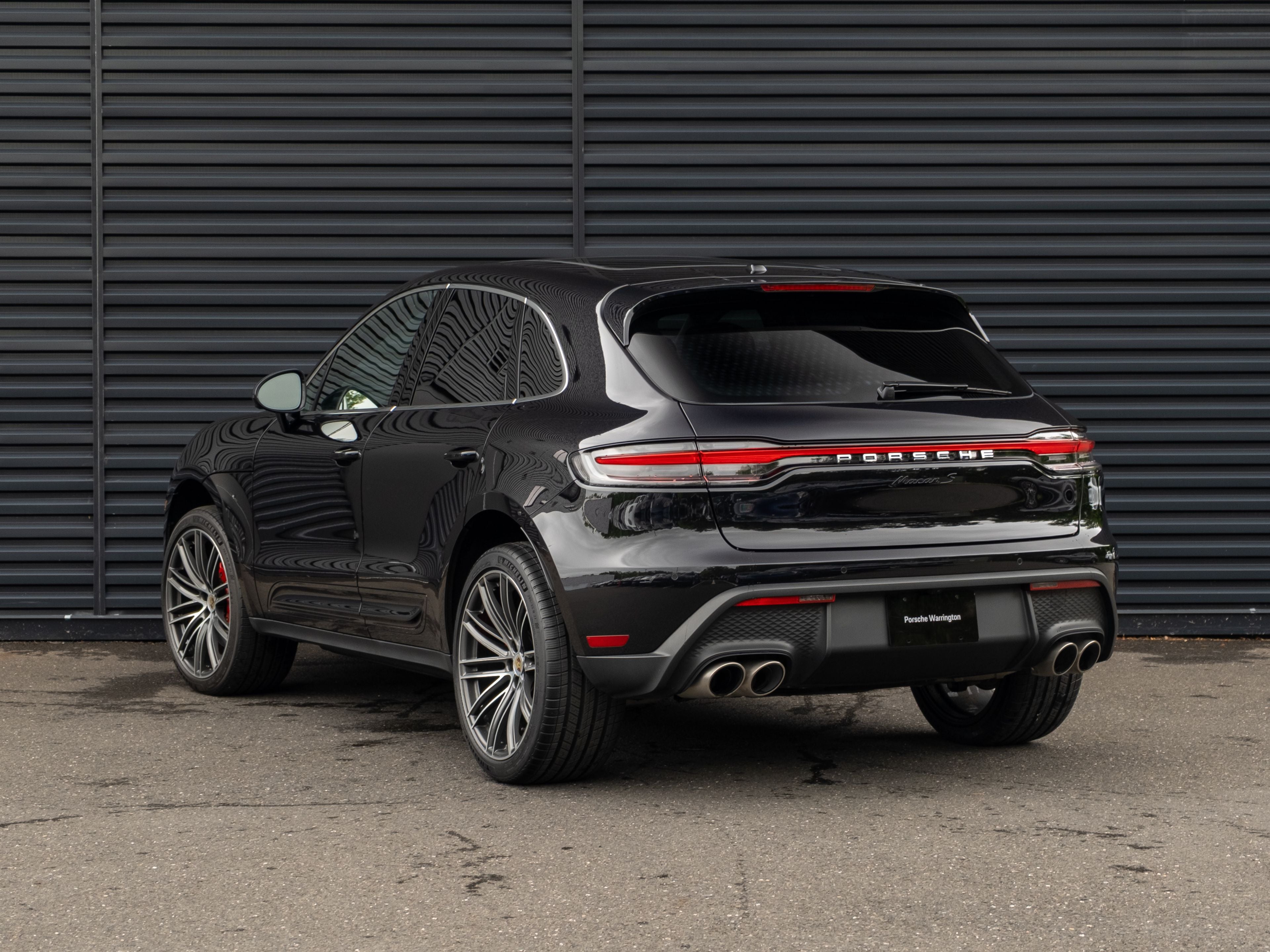 2025 Porsche Macan S