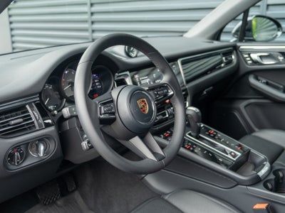 2025 Porsche Macan S