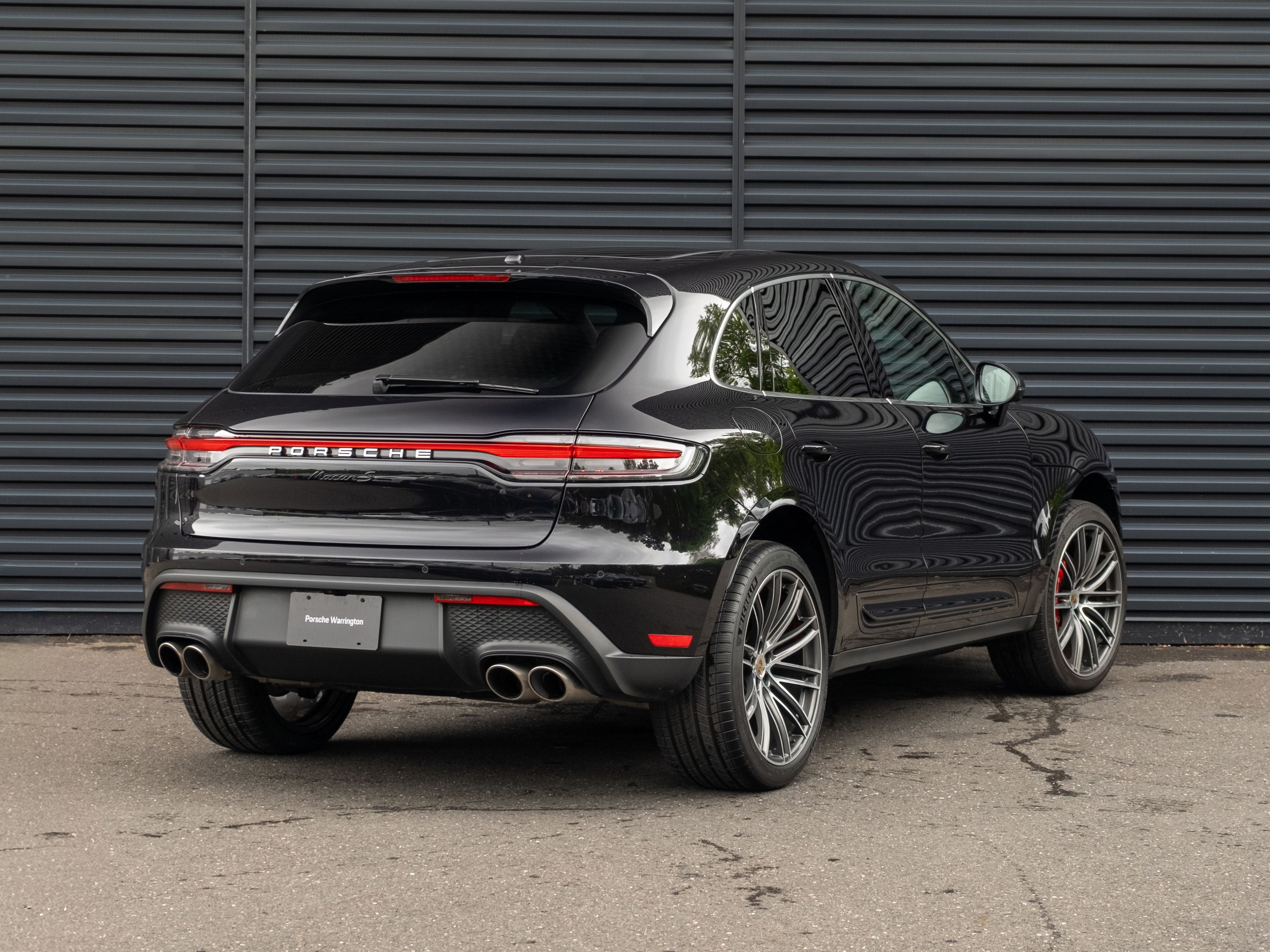 2025 Porsche Macan S