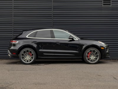 2025 Porsche Macan S