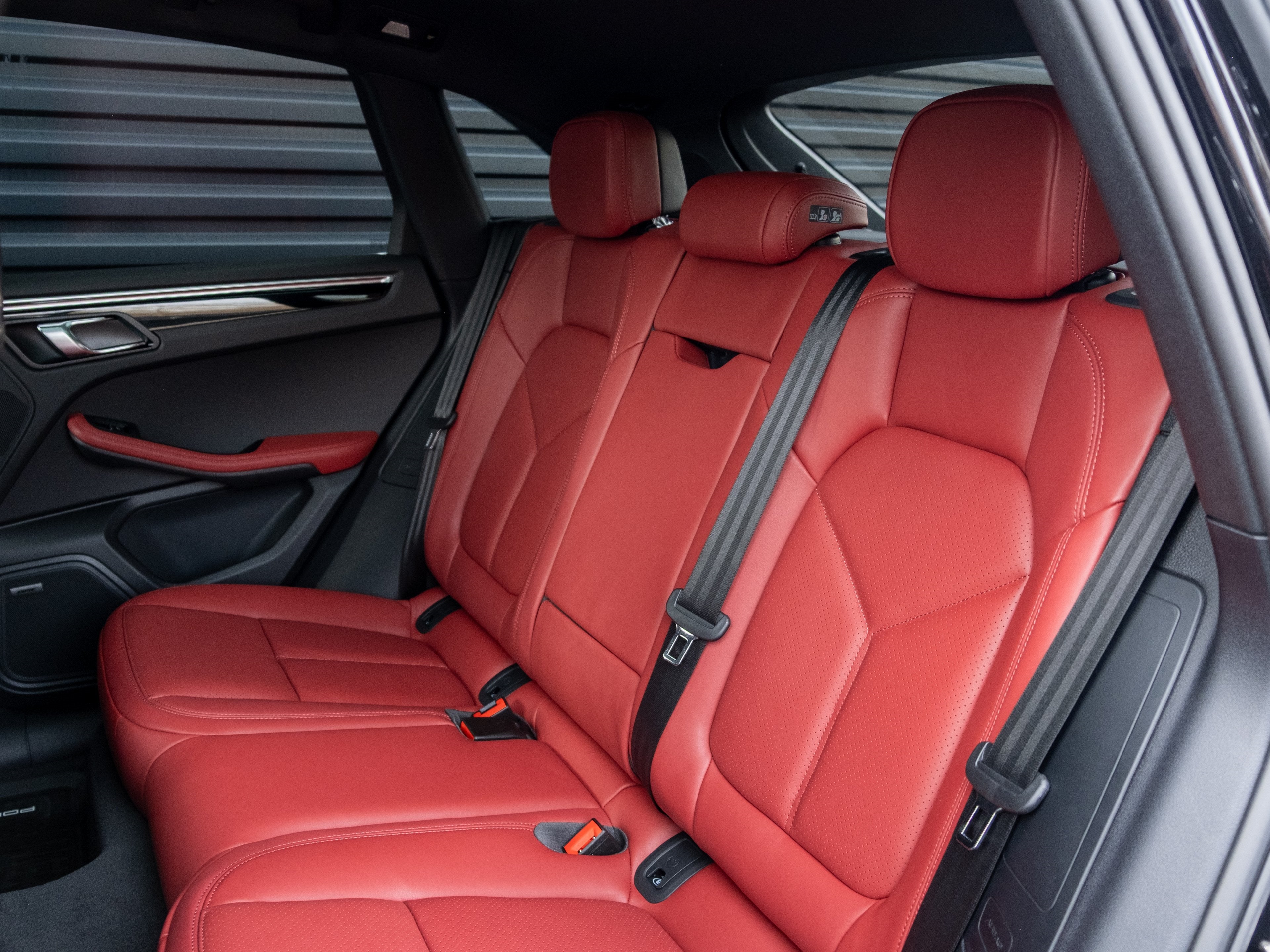 2026 Porsche Macan S