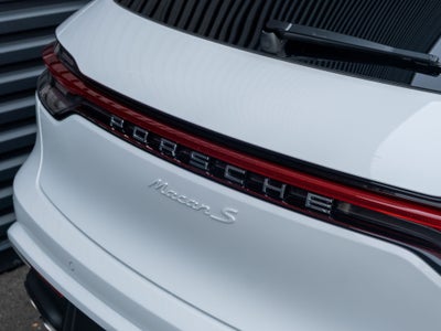 2026 Porsche Macan S