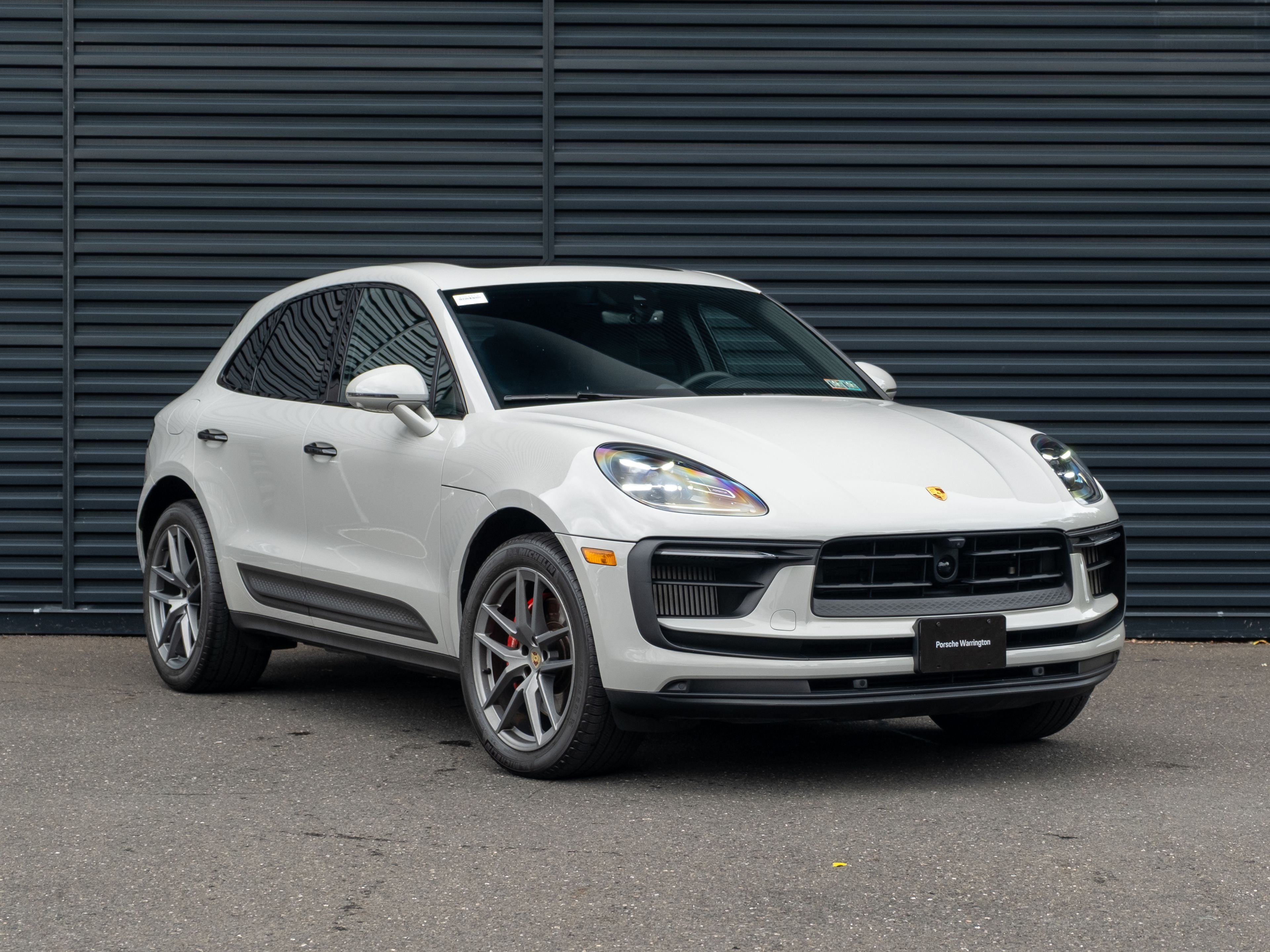 2023 Porsche Macan S