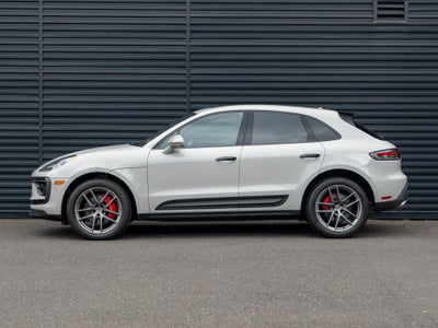 2023 Porsche Macan S