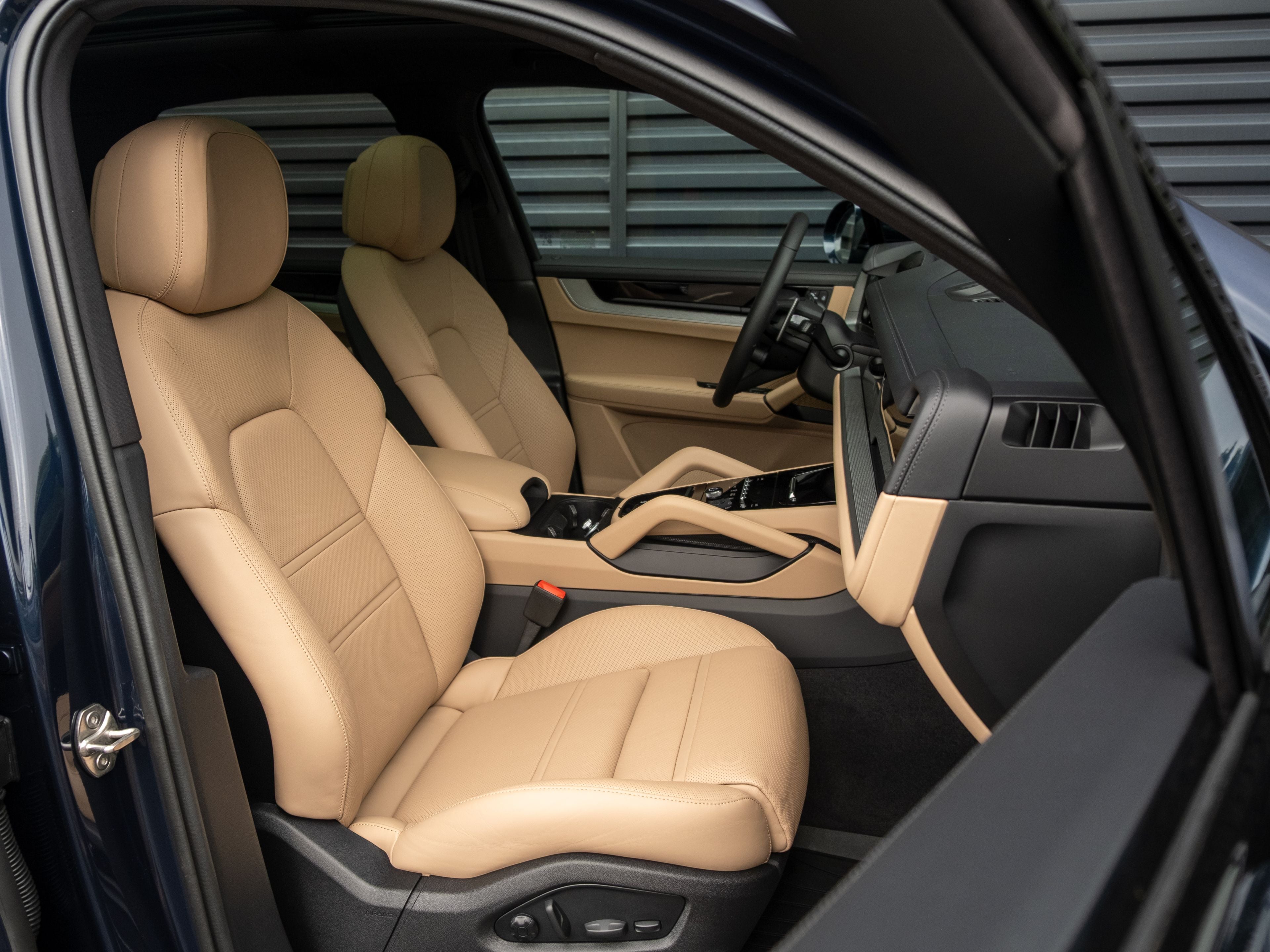 2026 Porsche Cayenne E-Hybrid S