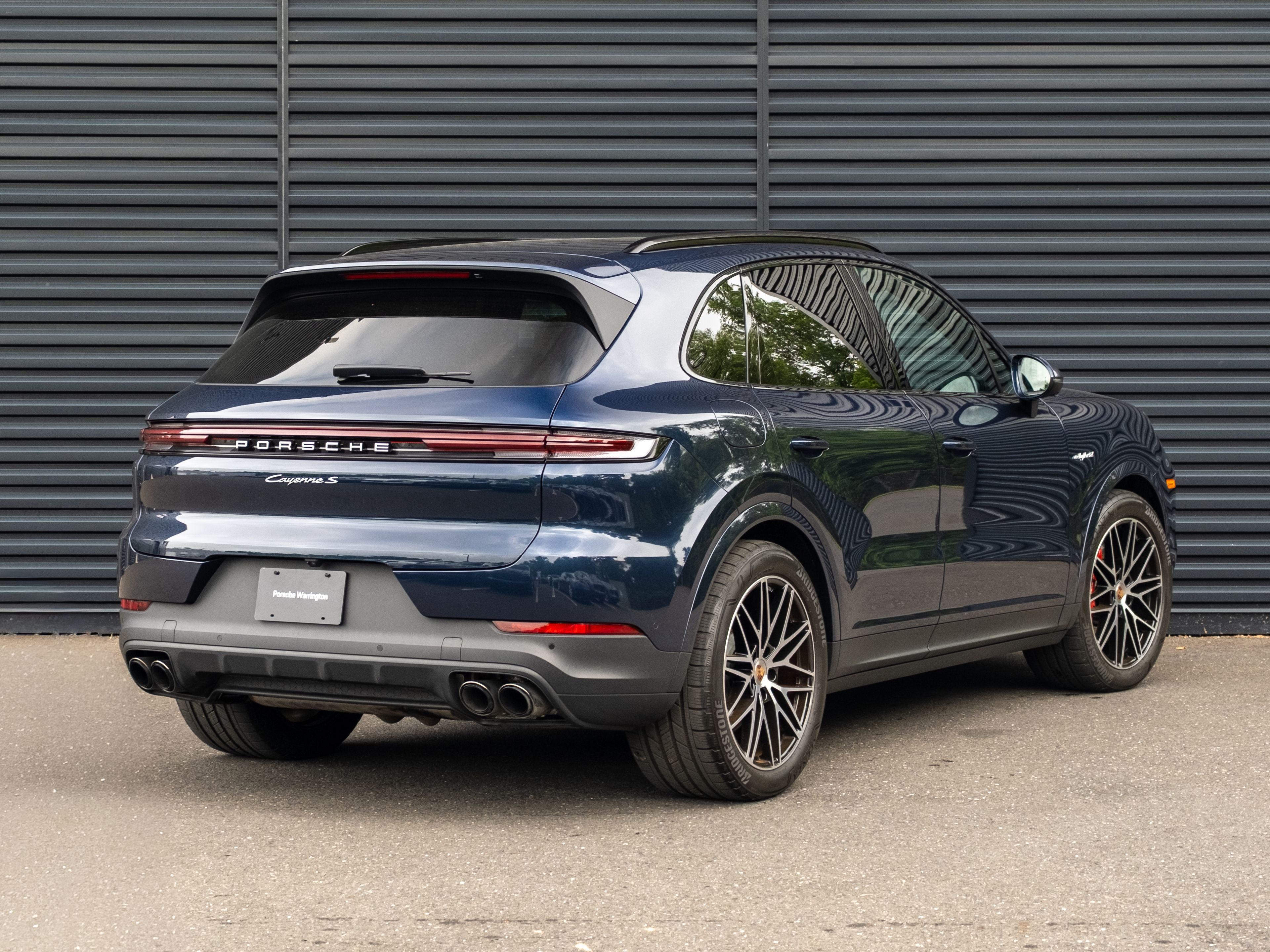 2026 Porsche Cayenne E-Hybrid S